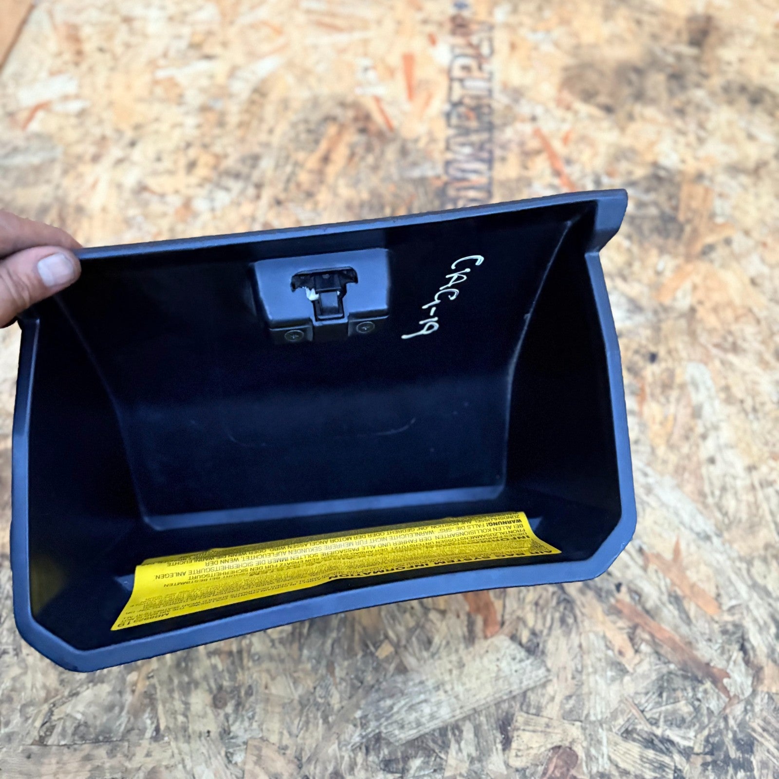 Mitsubishi Shogun Pinin Pajero iO Glove Box Compartment Black RHD 2000-2007
