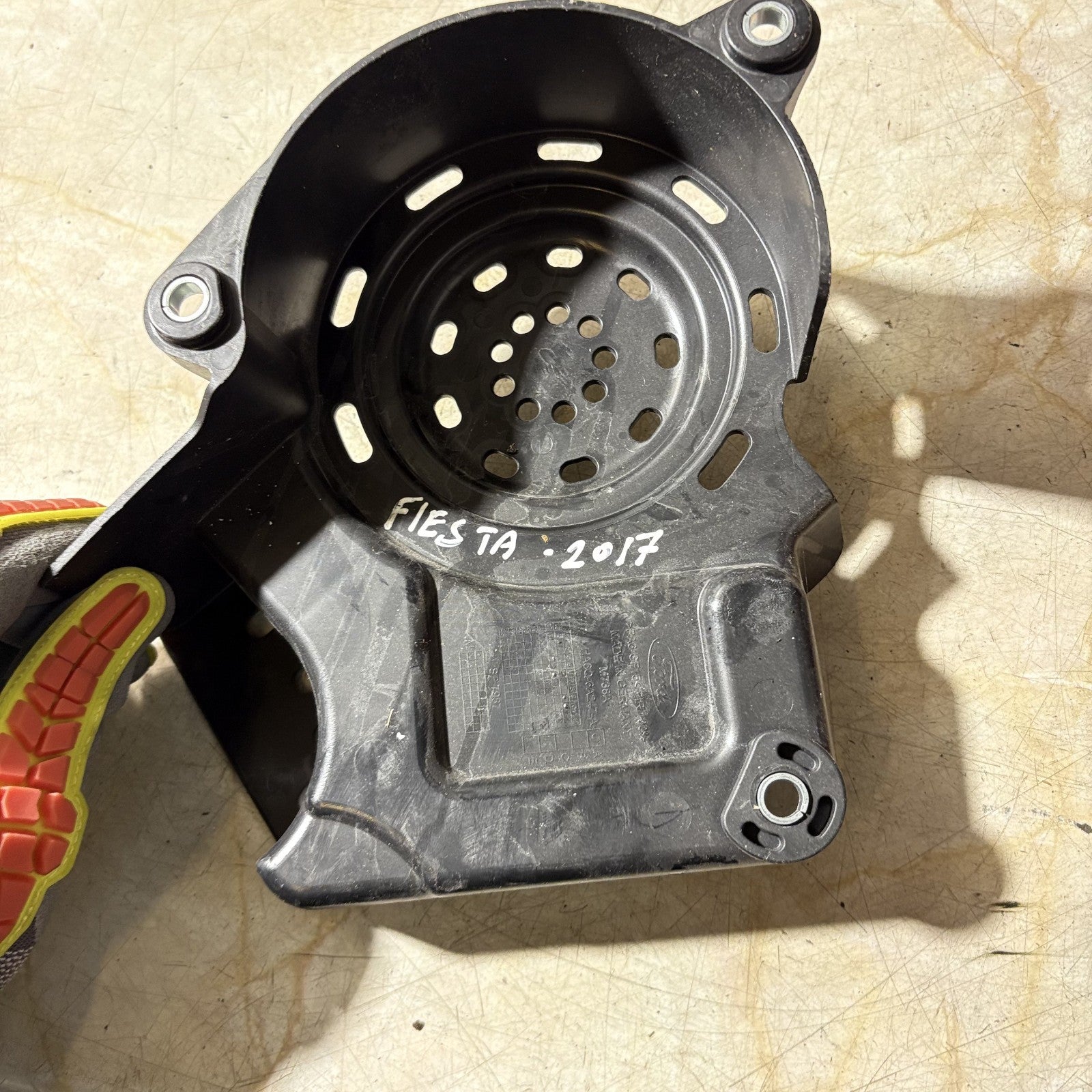 FORD FOCUS MK4 FIESTA ENGINE TIMING BELT WATER PUMP COVER GUARD 17-22 HA6Q6A247A