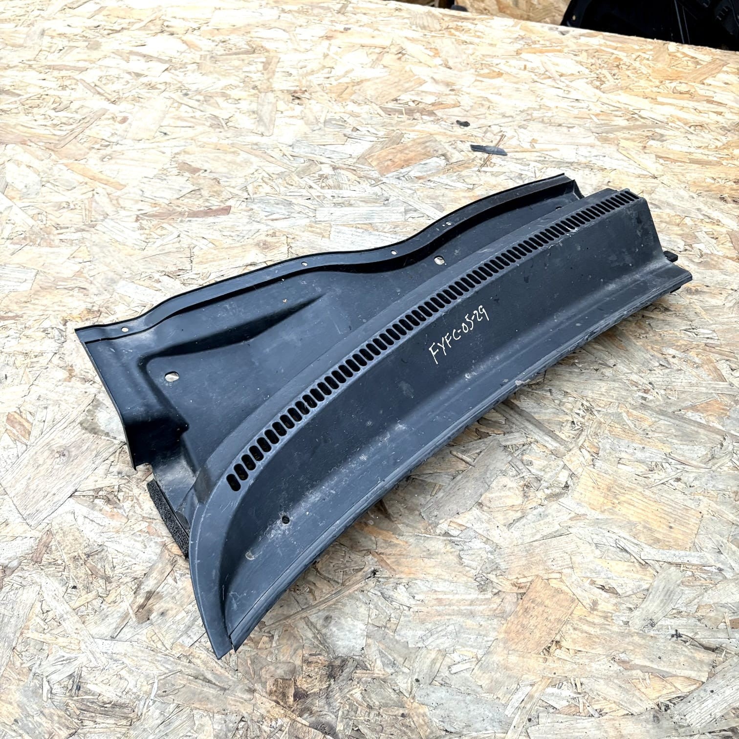 29163 H7L TOYOTA COROLLA VERSO FRONT SIDE SCUTTLE PANEL 55782-0F030