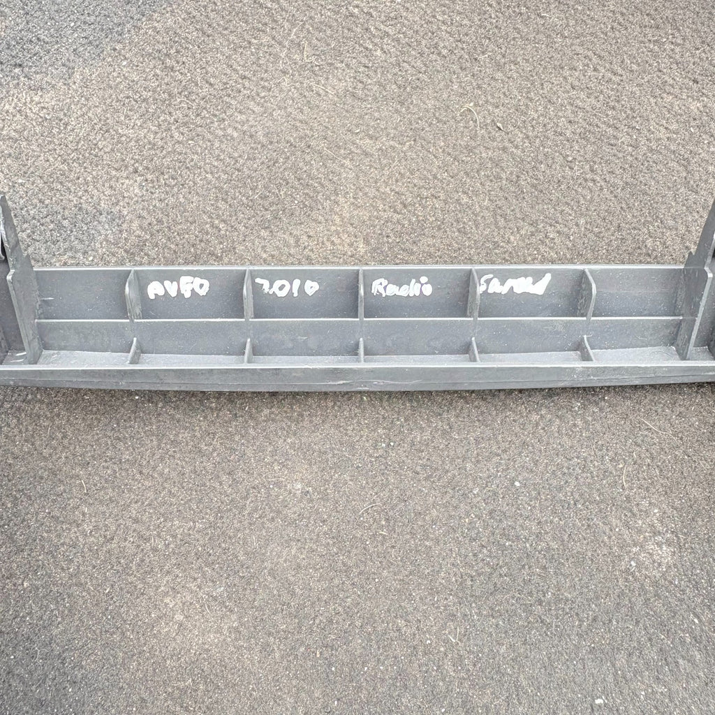 Interior Radio Trim for Toyota Aygo 2005-2014 AB10