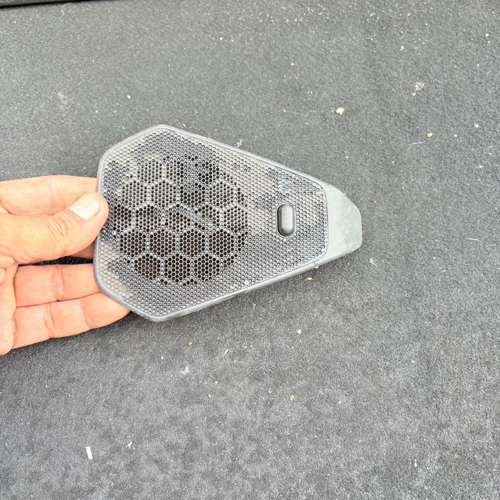 PORSCHE BOXTER Center Dashboard Speaker Cover 99755235101 997.552.351.01