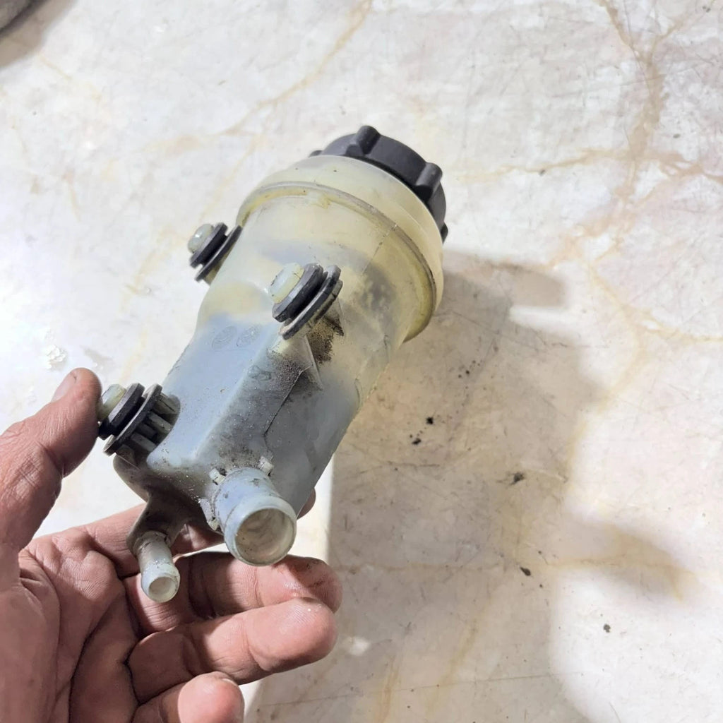 FORD FOCUS MK1 2004 POWER STEERING BOTTLE RESERVOIR 98AG-3R700AH