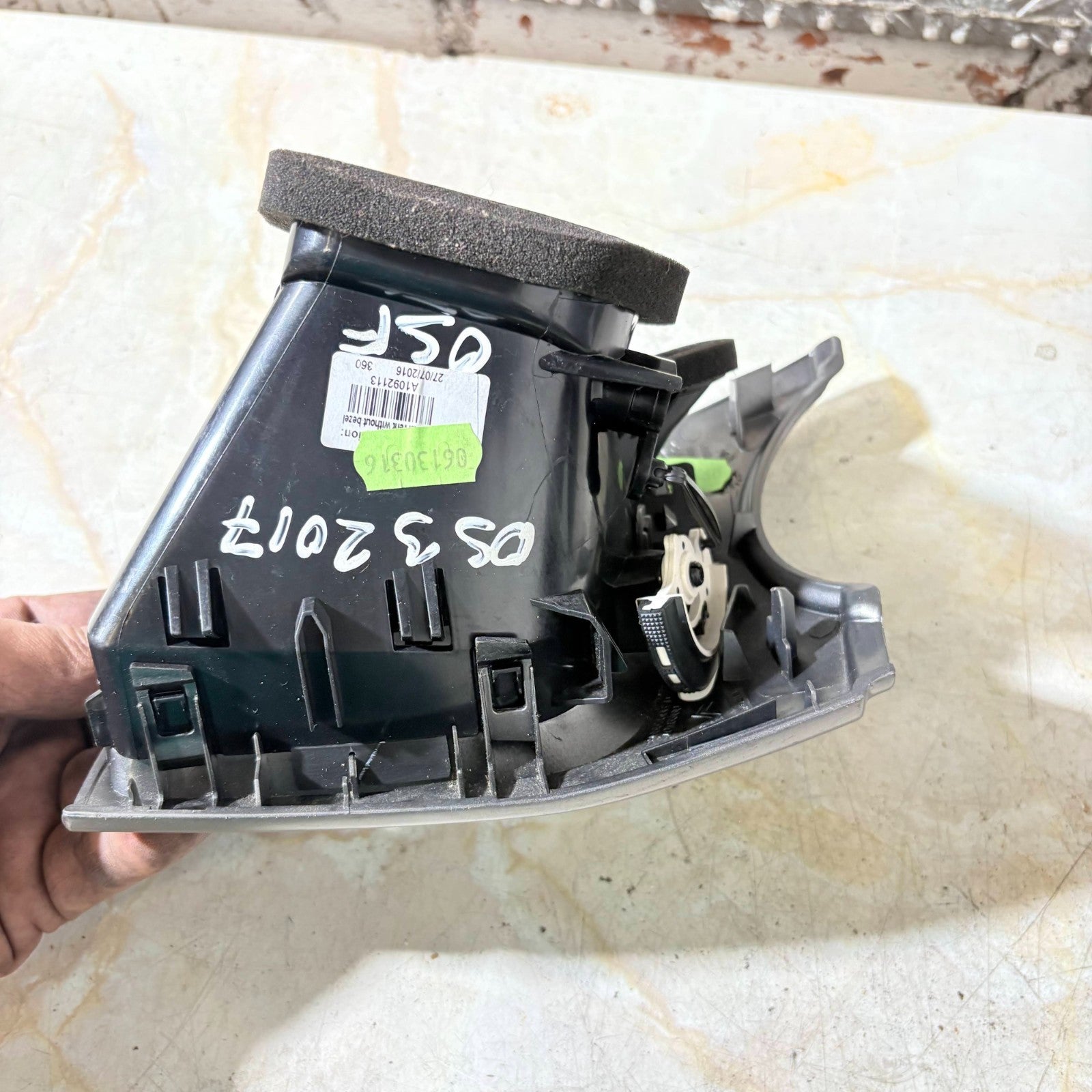 CITROEN DS3 Mk1 2017 Right Driver Side Vents A1092113