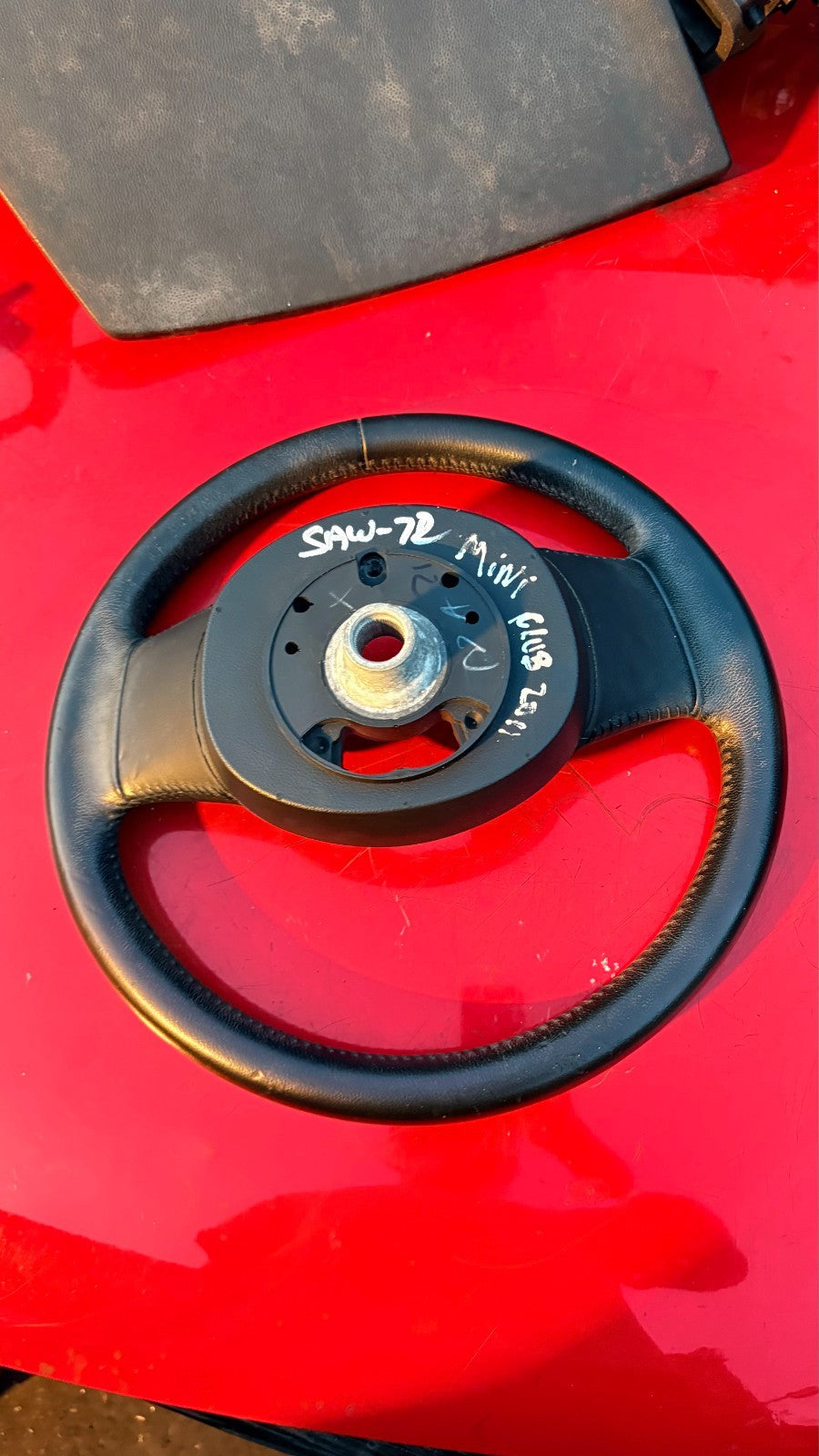 2011 MINI CLUB STEERING WHEEL 609696201C