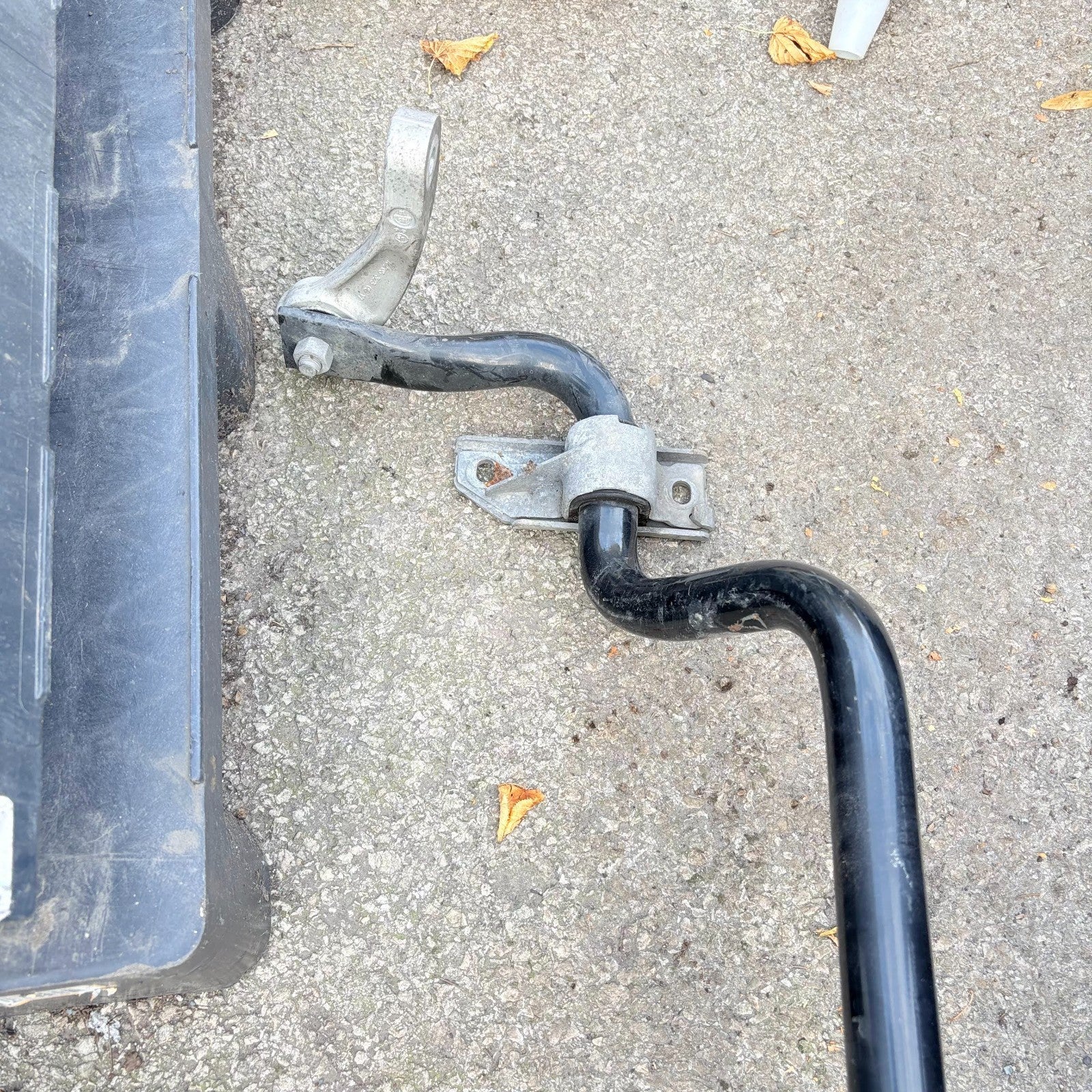 2015-23 Mercedes-Benz C300/2016-21 C63 AMG Front Anti Roll Bar 2053230465