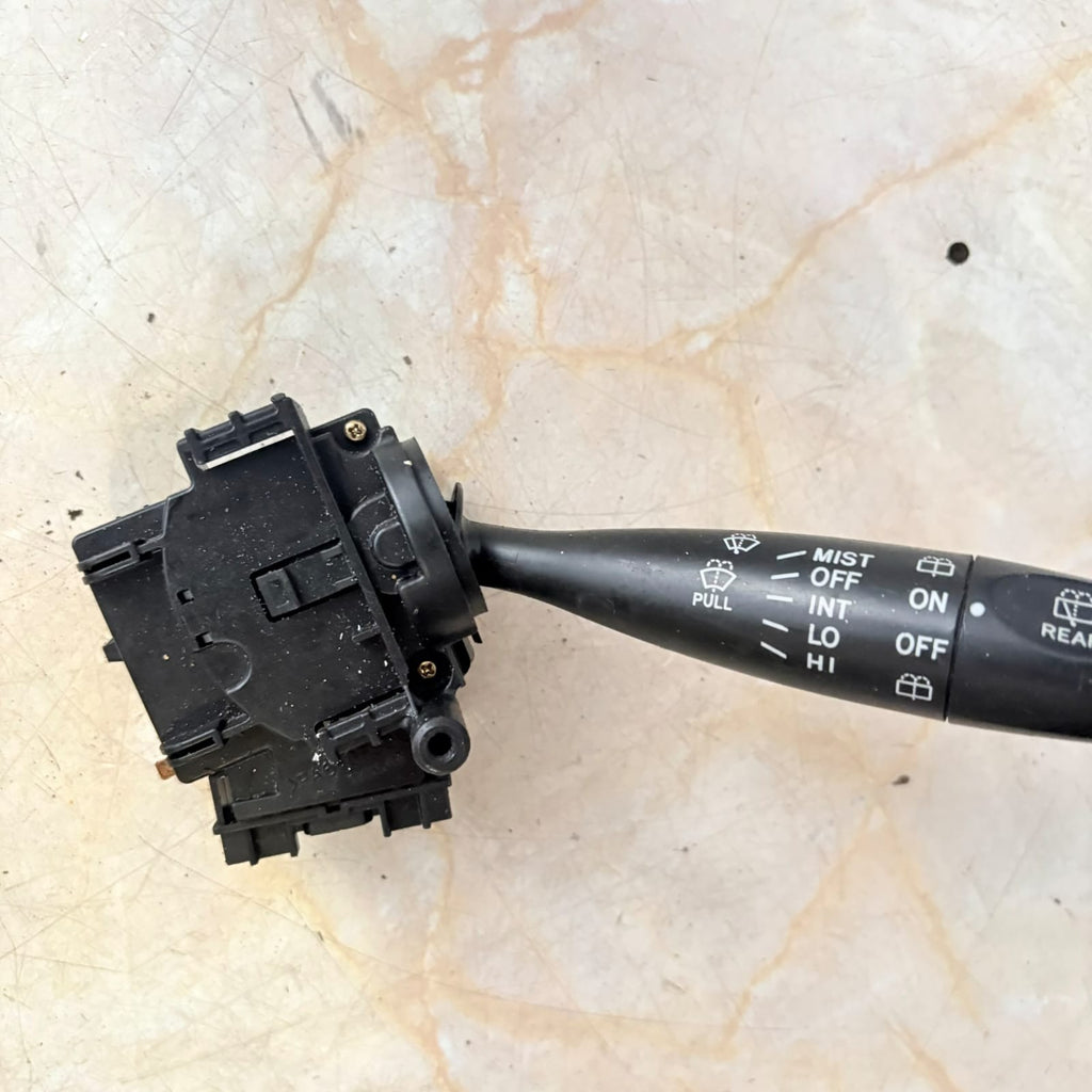 2001-2005 Toyota Yaris Mk1 XP10 Front/Rear Wiper Stalk Switch 173647 84652-52040