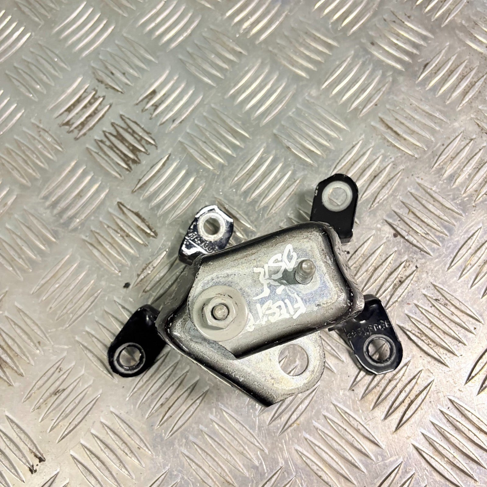 FORD FIESTA ST 2013-16 PAIR OF OFFSIDE RIGHT REAR DOOR HINGES