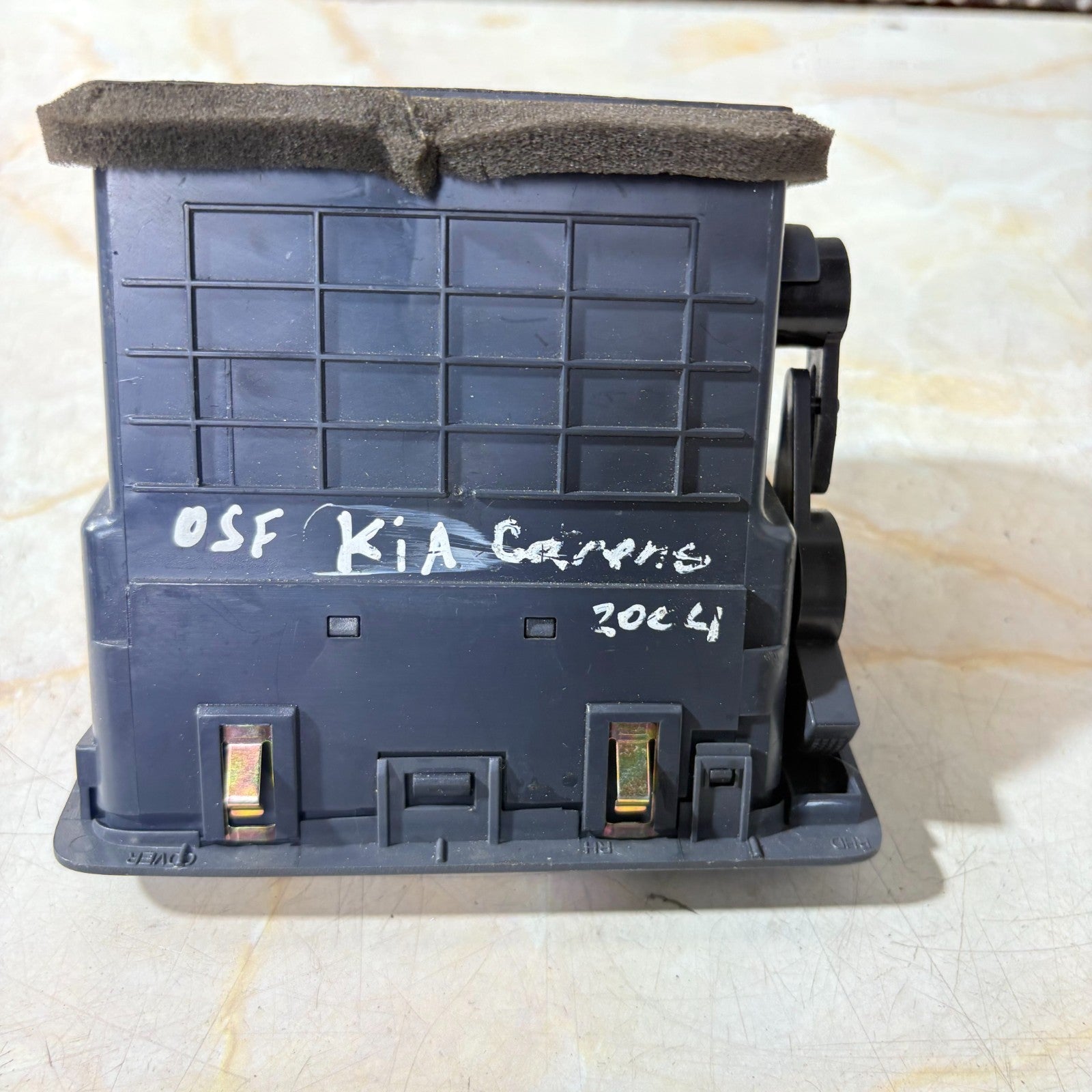 Kia Carens 2002-2006 Dashboard Air Vent Driver Right OSF Heater A/C Outlet