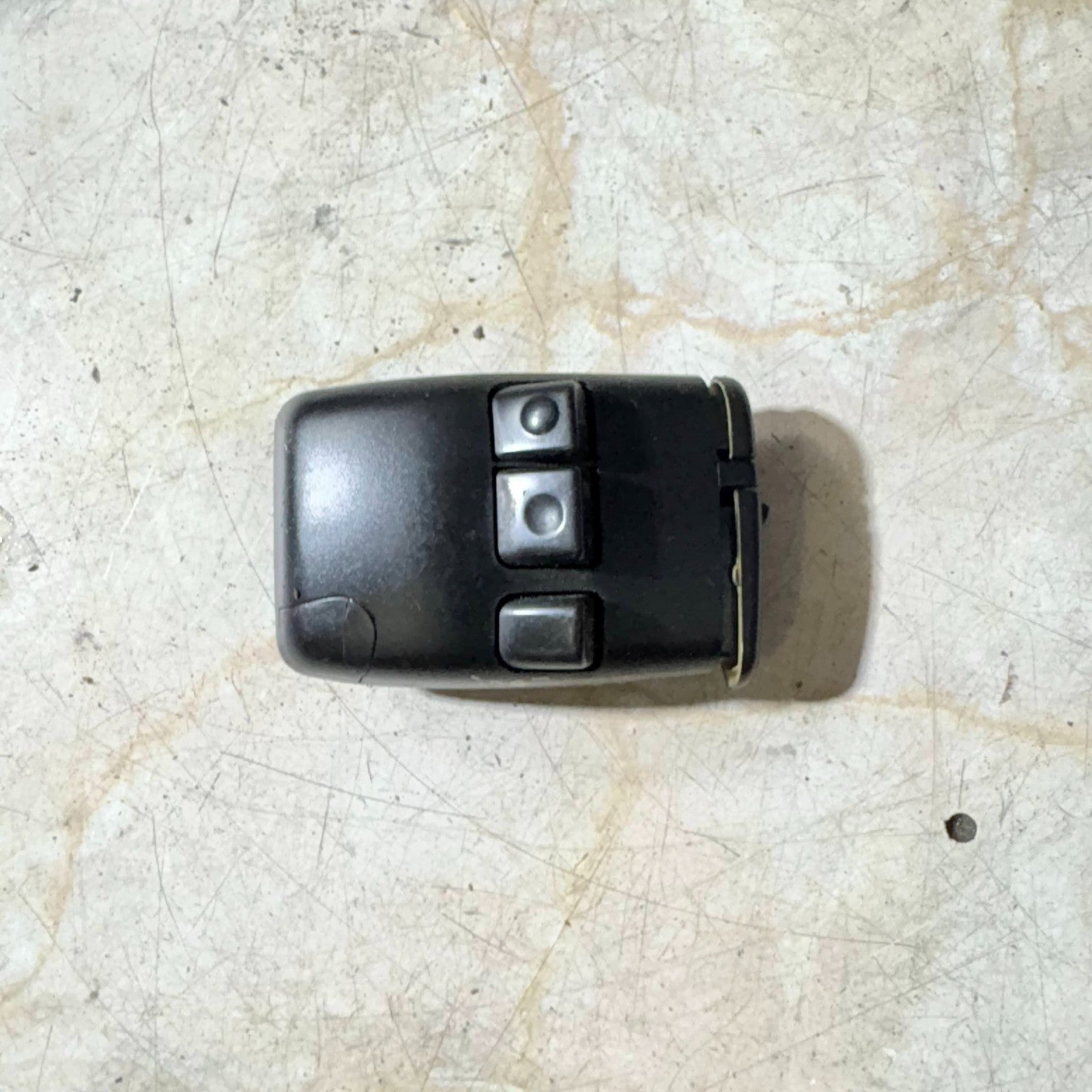 Toyota Steering Wheel Radio Volume Control 86230-20010