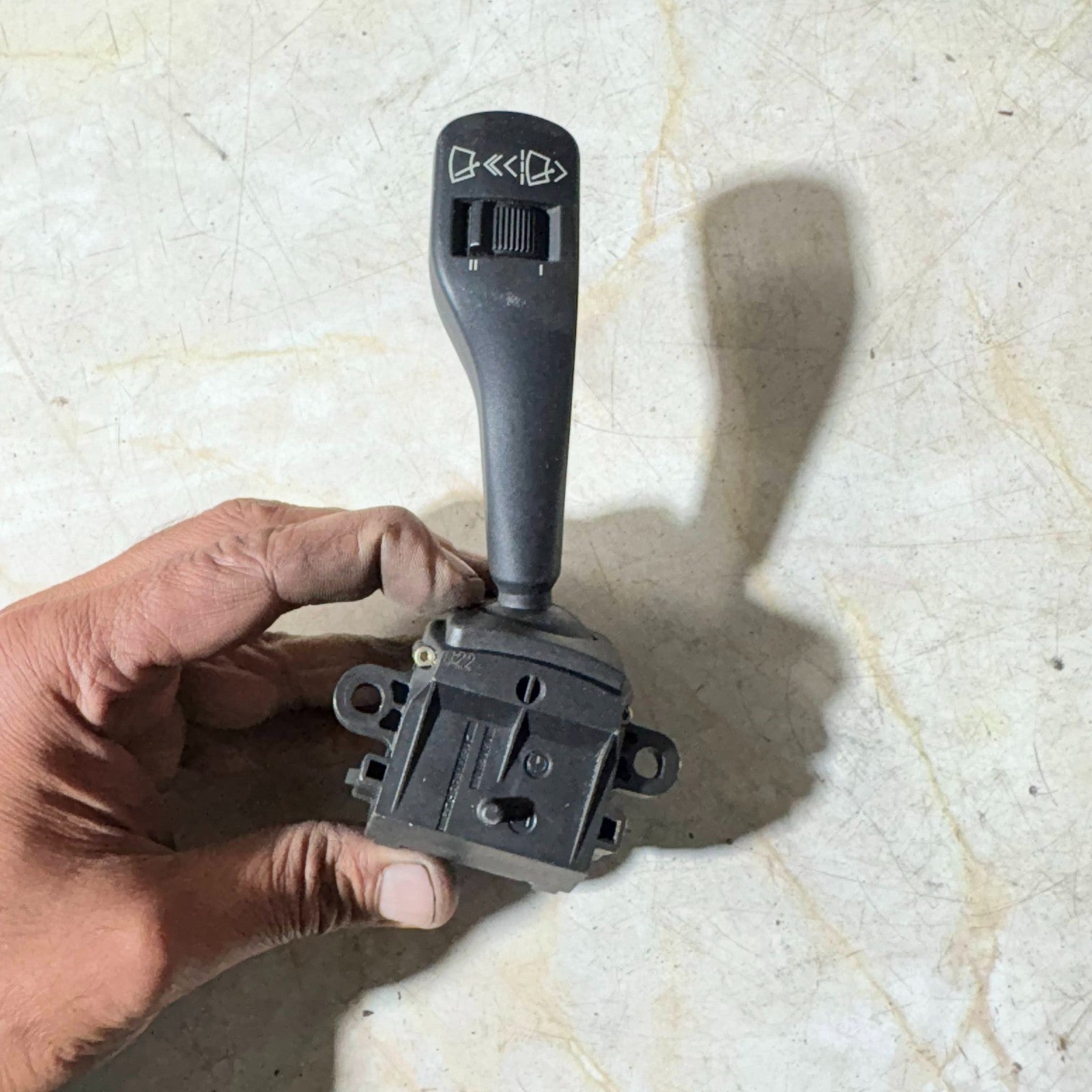 BMW 320D CONVERTIBLE WIPER STALK SWITCH 8 363 664 M