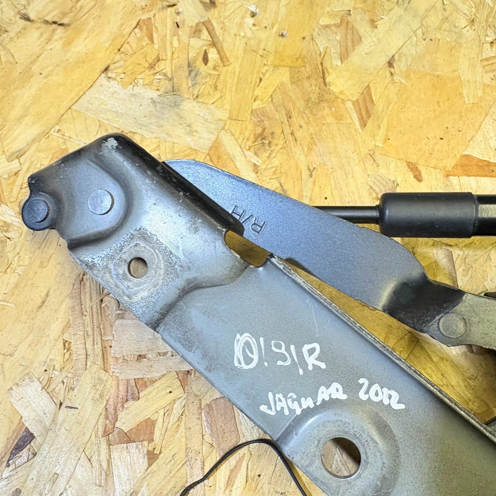 Jaguar 2012-2015 Right Rear Tailgate Hinge Gas Strut 8X23406A42AD