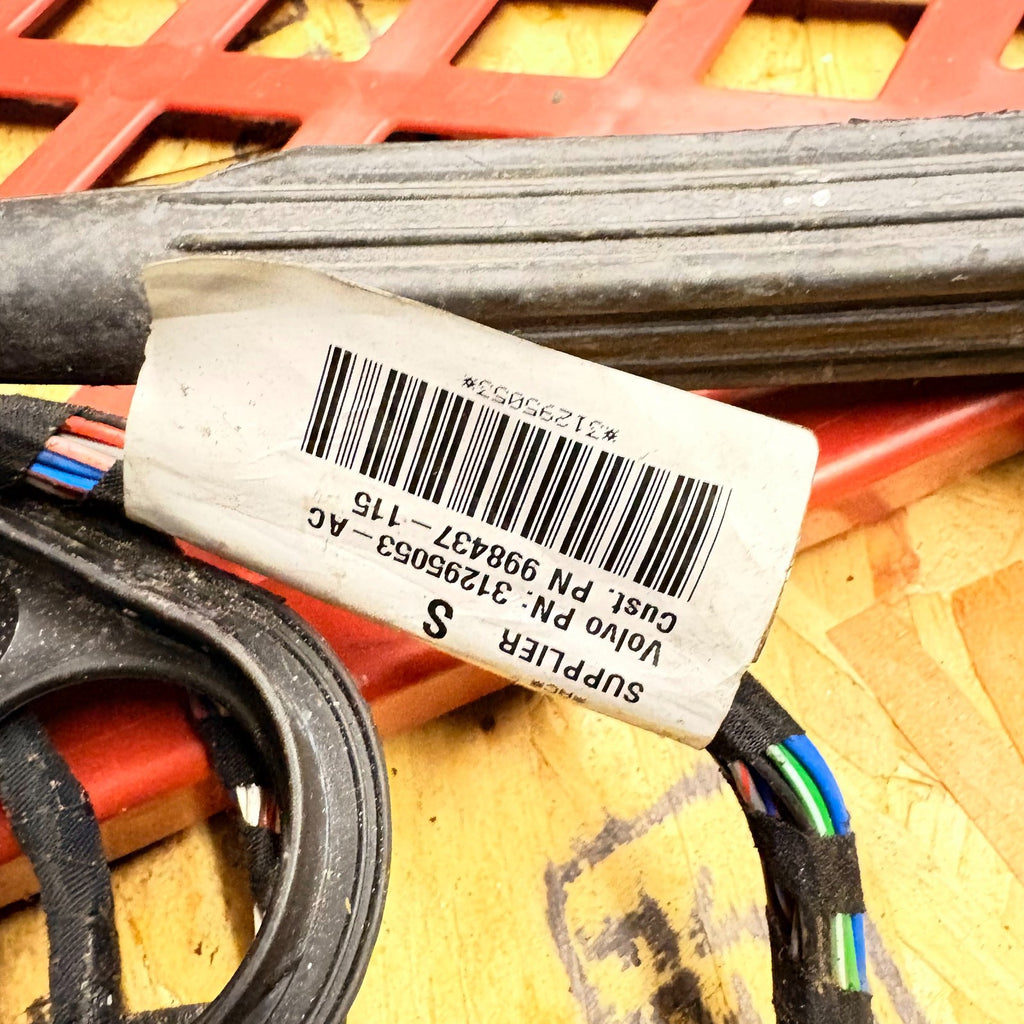 Volvo C30 2006-2013 Driver Front Right Door Wiring Loom Harness 31295053-AC R-De