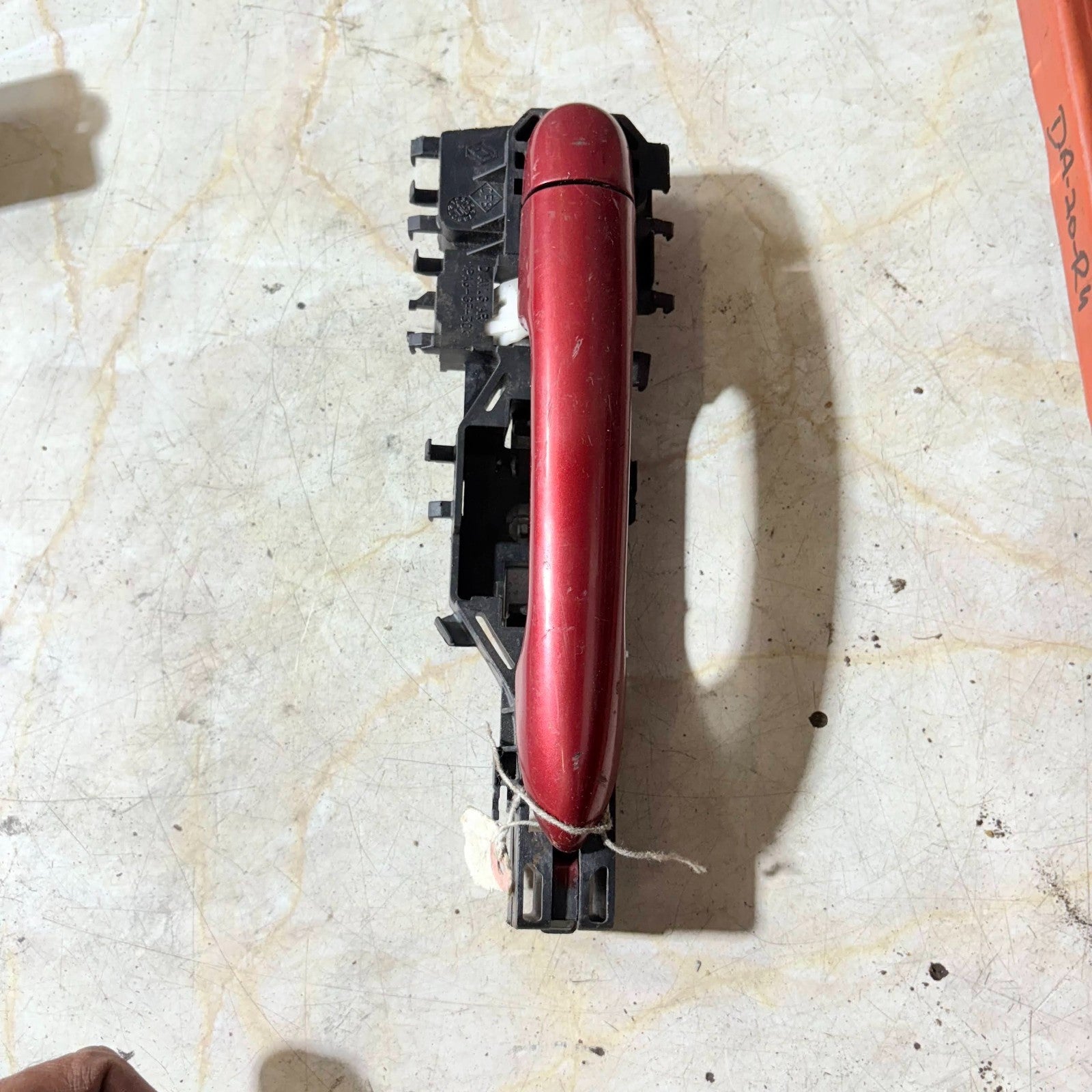 RENAULT Scenic 2 (2003-2010) External Door Handle in Red