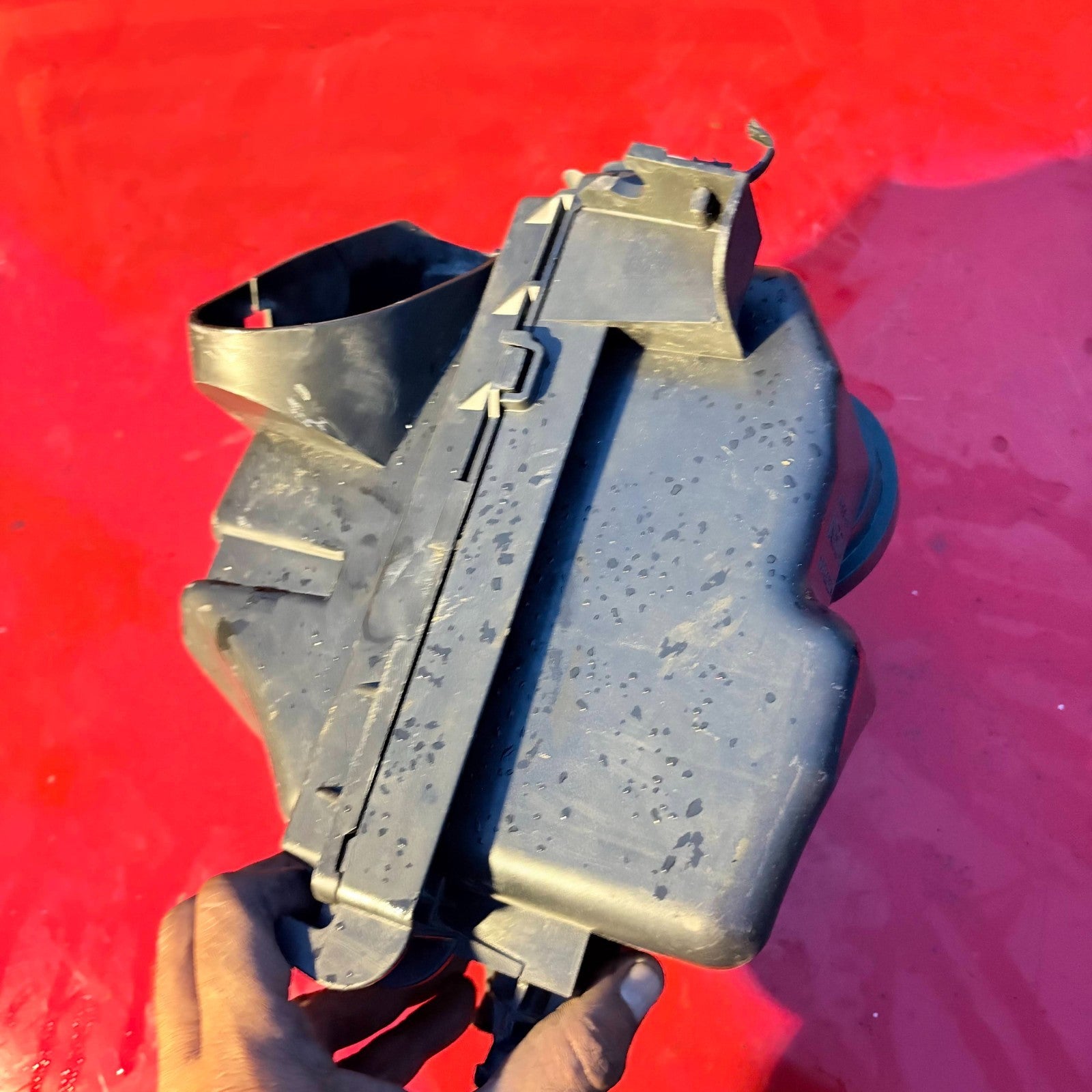 NISSAN PULSAR AIR FILTER BOX HOUSING 2015