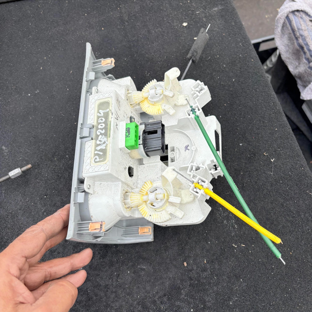 2004 NISSAN PIXO HEATER CLIMATE CONTROL MODULE