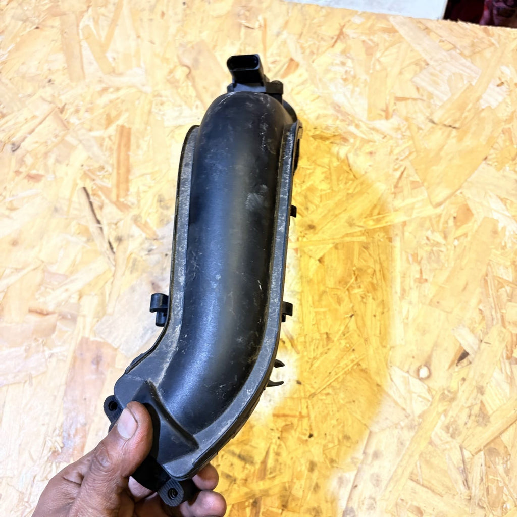 VOLKSWAGEN EOS INTERCOOLER PIPE 03C145673H 1.4 PETROL MK1 2010