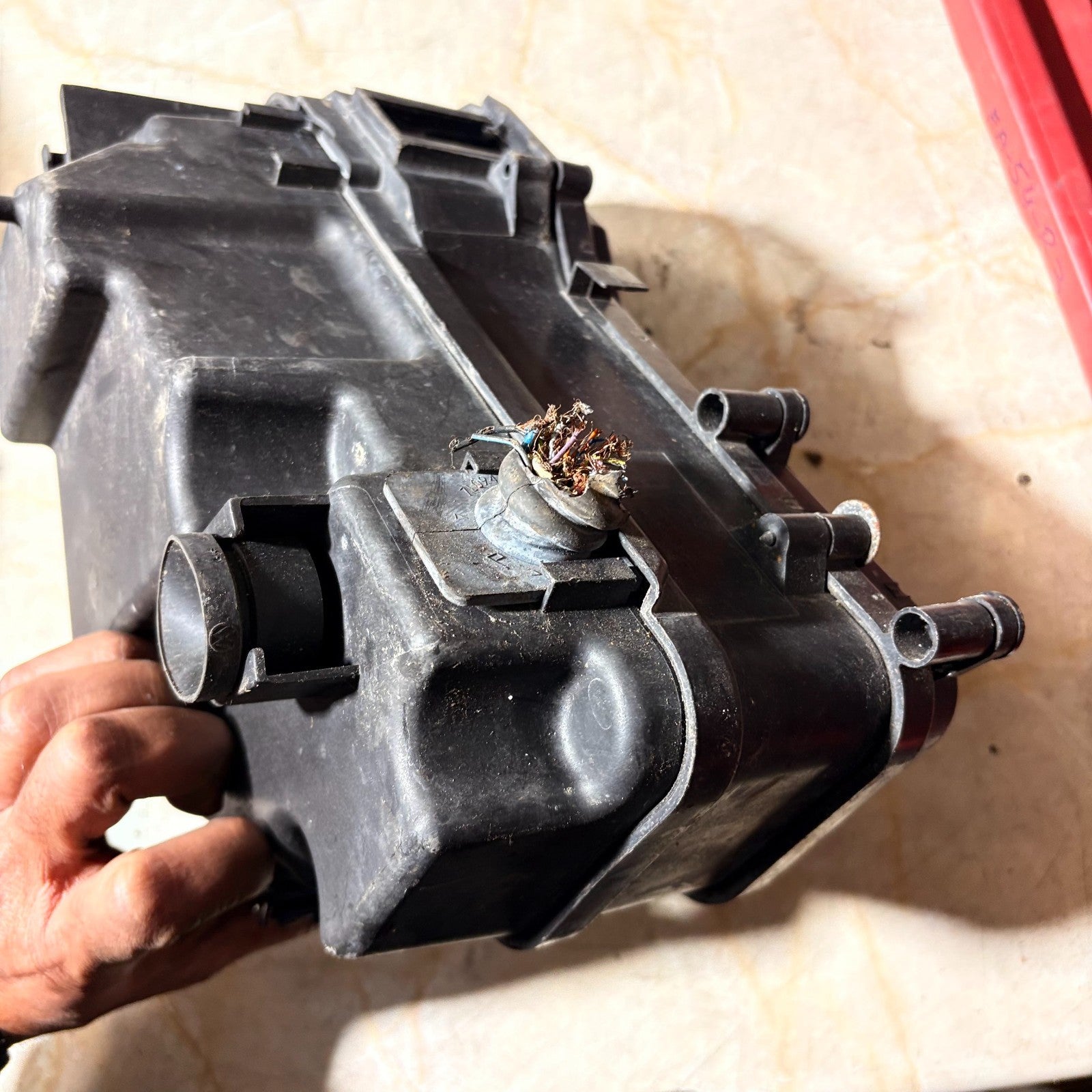 Porsche Cayenne 2003-2009 Under Bonnet Fuse Box 7L0010338A