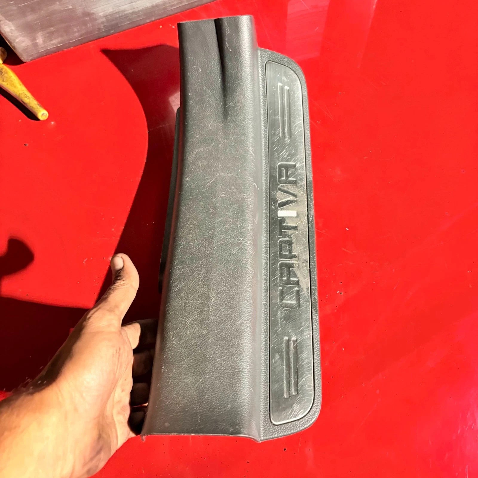 Chevrolet Captiva 2010 Left side Rear Door Step Sill Kick Plate A047002