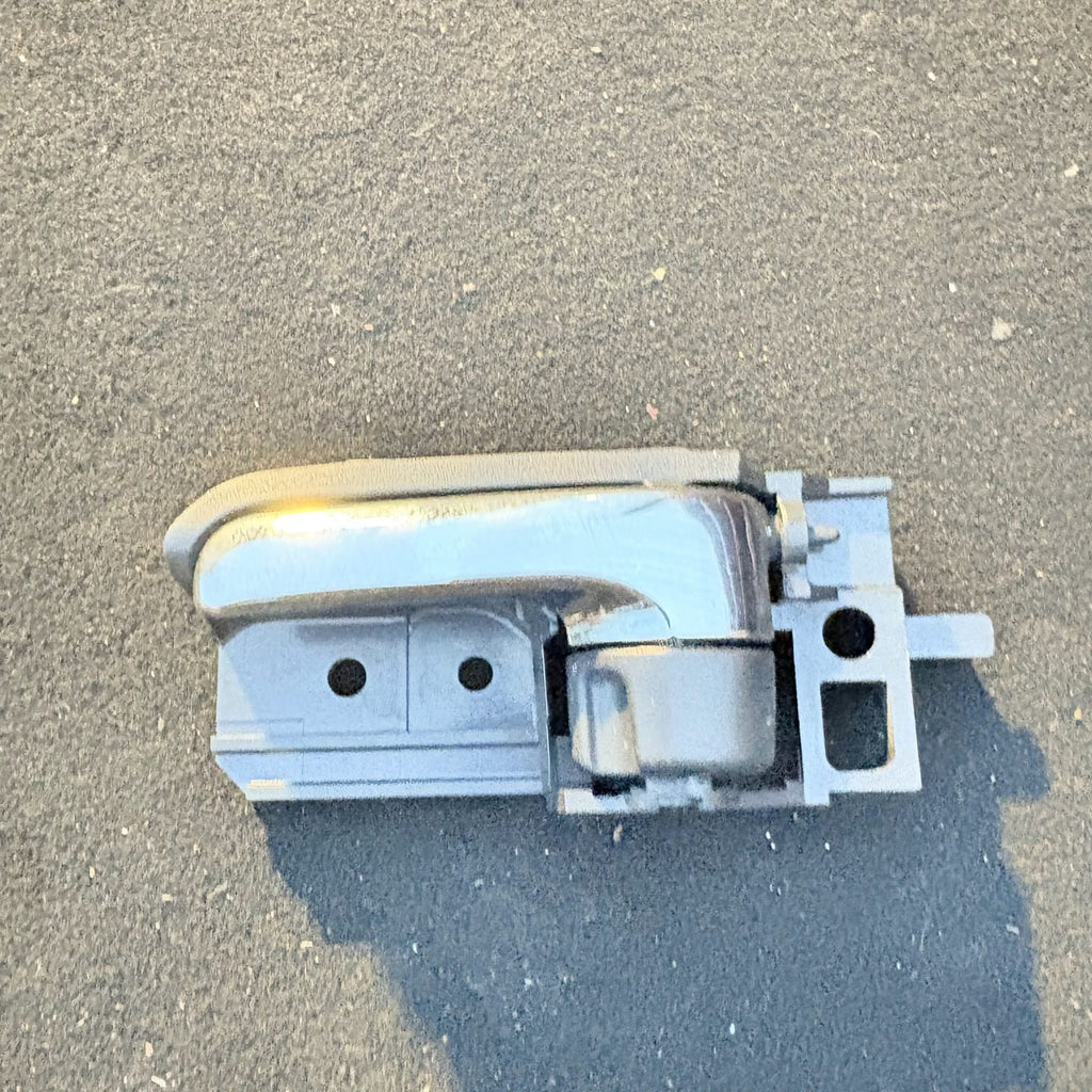 Toyota Corolla E12 E120 2002-2007 Inside Front Left Door Handle NSF 50594A1