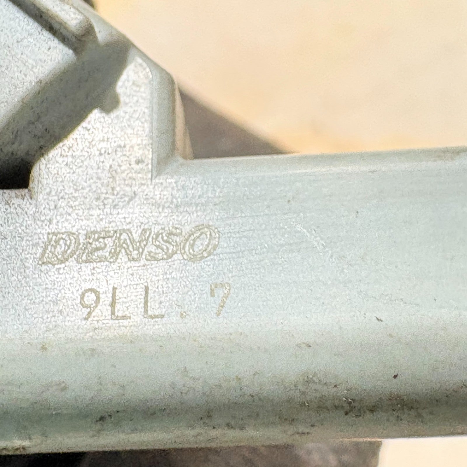 Toyota Aygo Citroen C1 Peugeot 107 1.0 Injector Fuel Rail 23814-0Q010-A 2005-14