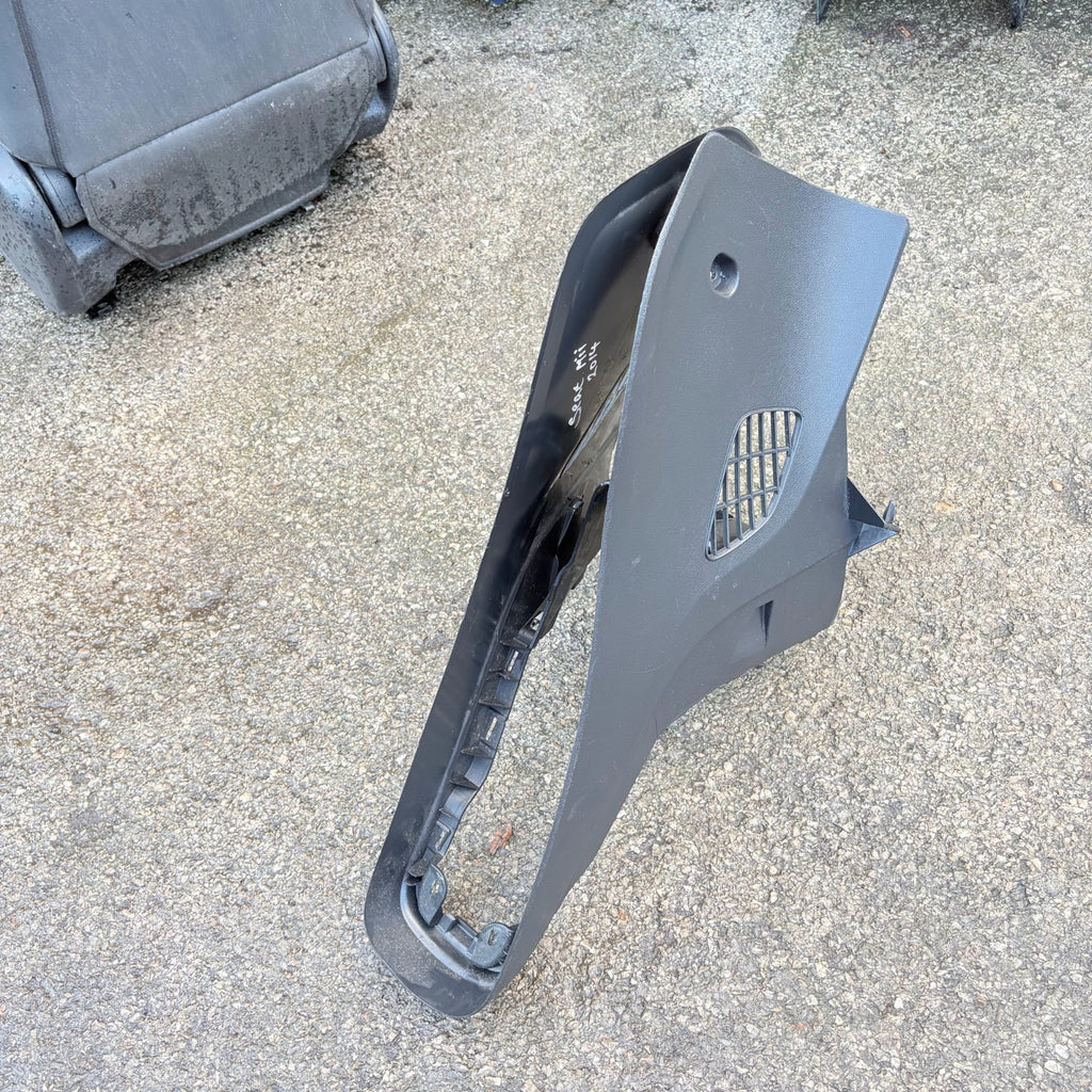 Seat Mii 1S Centre Console Trim Black 1S0863243A 2014