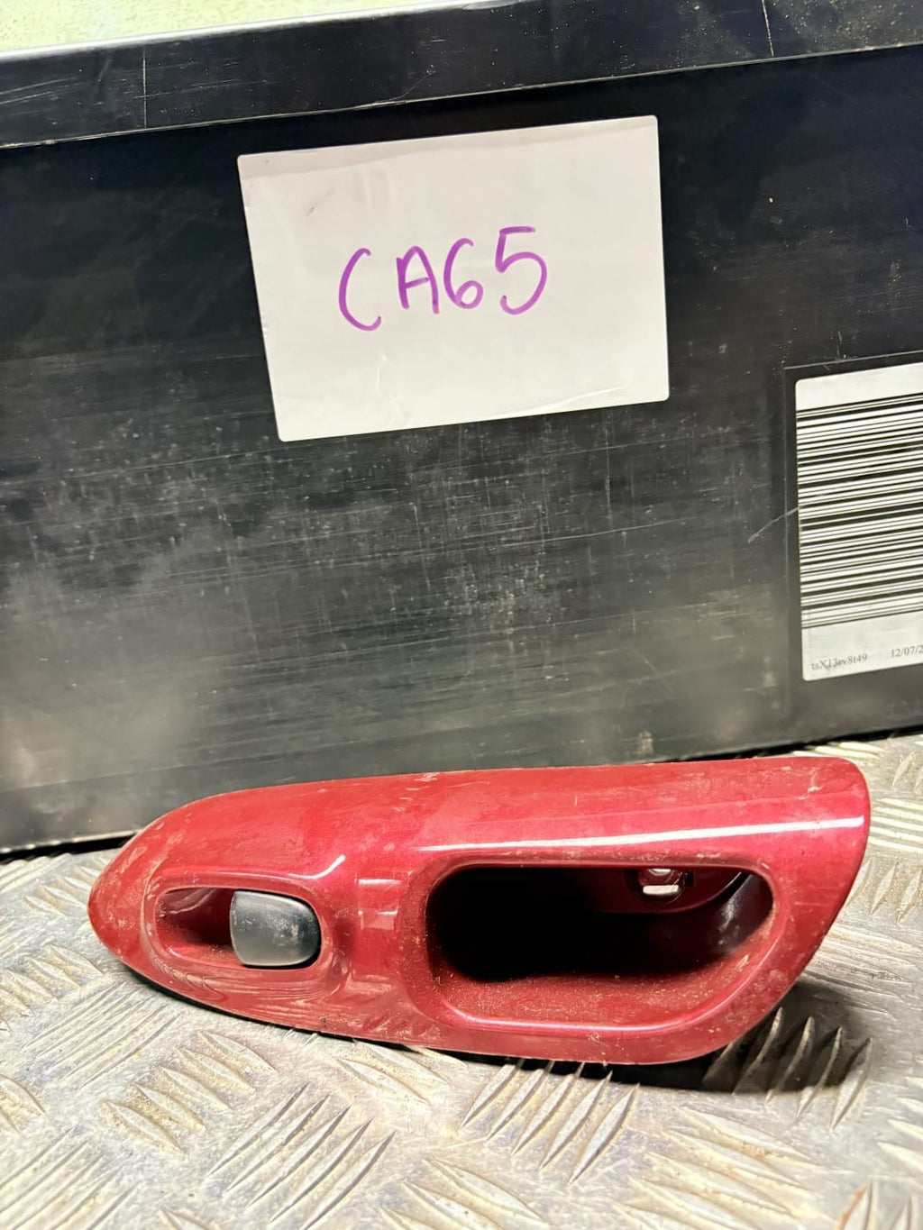 Nissan Juke MK1 F15 Rear Right Window Switch Trim Cover Red 829601KA2A 2010-2019