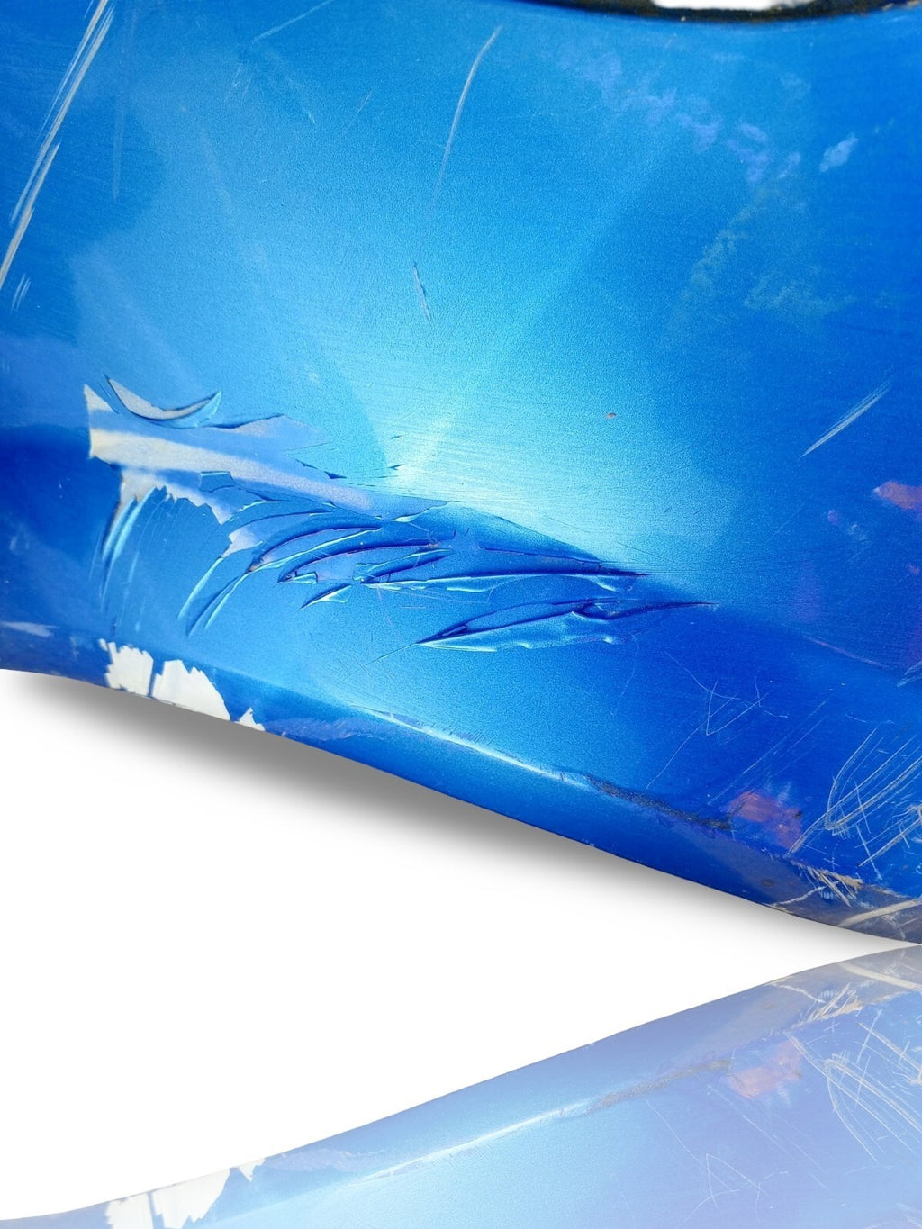 Renault Megane Dynamique 2004 MK2 Rear bumper in blue 5 Door
