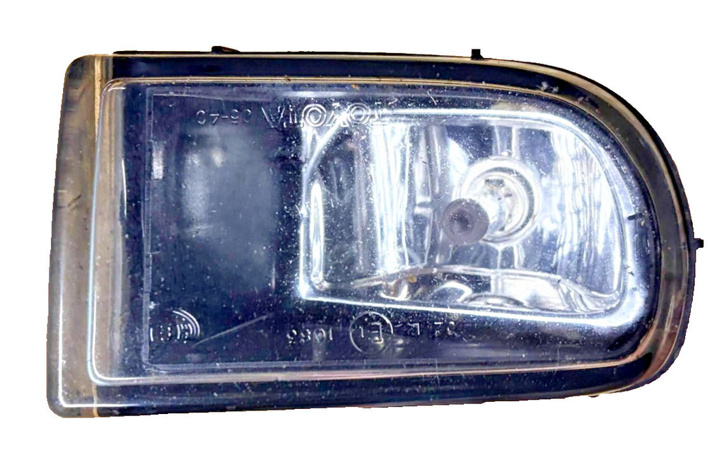 Toyota Avensis T25 2005-2008 Left Front Fog Light 81220-05060/0D042