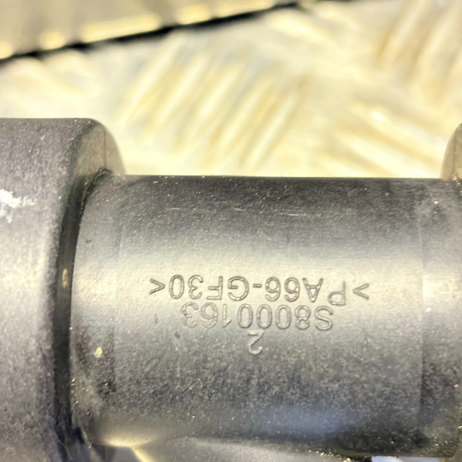 Range Rover 2011 Engine Coolant Pipe Hose S8000163