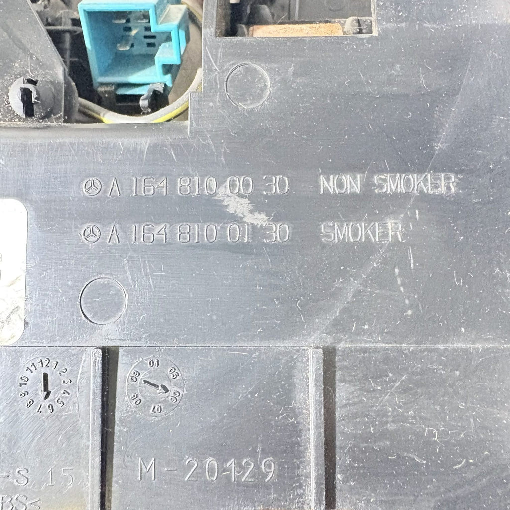 MERCEDES BENZ W164 ML CLASS DASHBOARD ASHTRAY A1648100030
