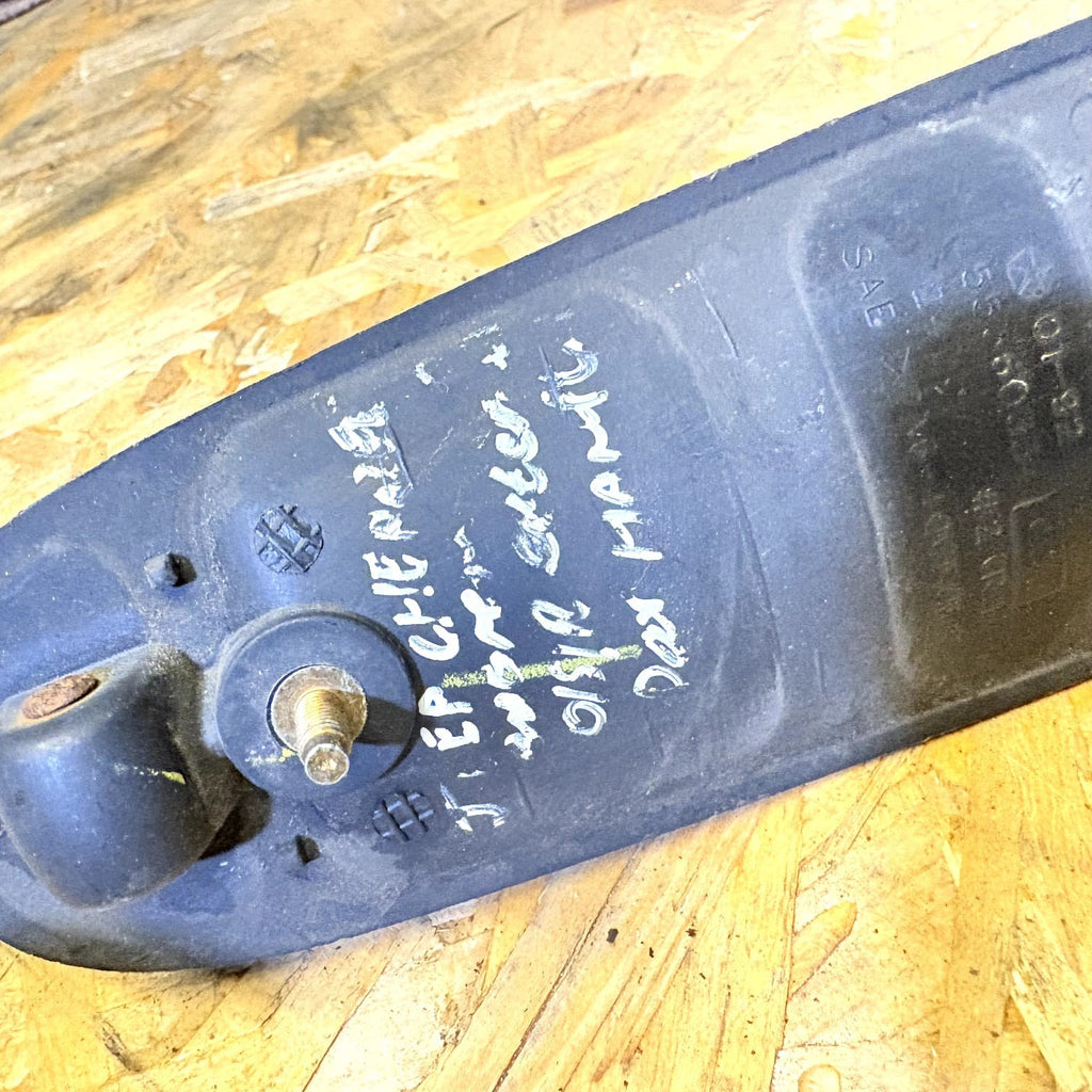 JEEP KJ CHEROKEE LIBERTY DOOR HANDLE DRIVER REAR 55360334
