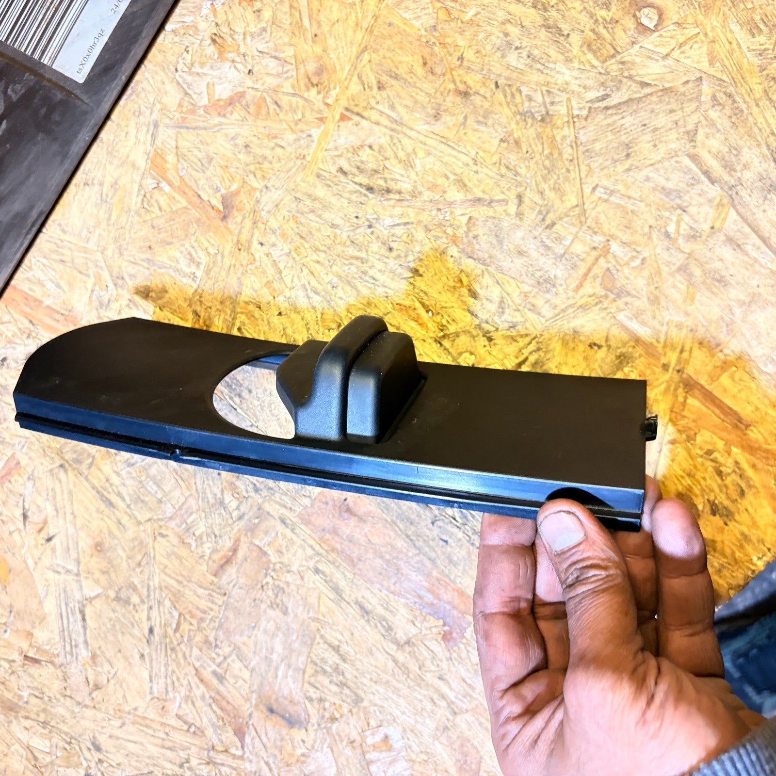 MERCEDES BENZ W176 A CLASS FRONT SEAT BELT PILLAR TRIM COVER LEFT A2466900330