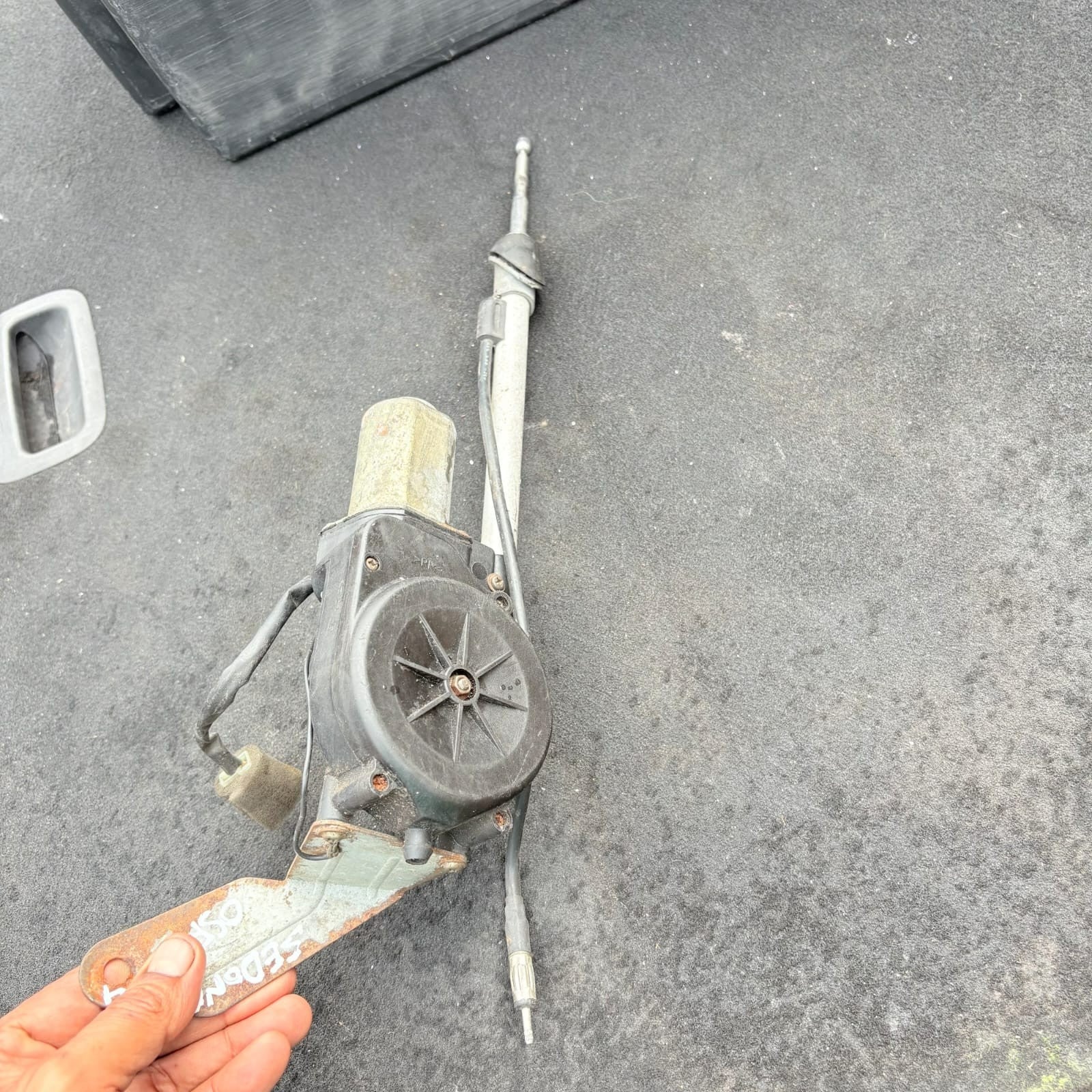 KIA CARNIVAL II GQ Antenna 0K55366930e 2.90 Diesel 106kw 2004 3148701