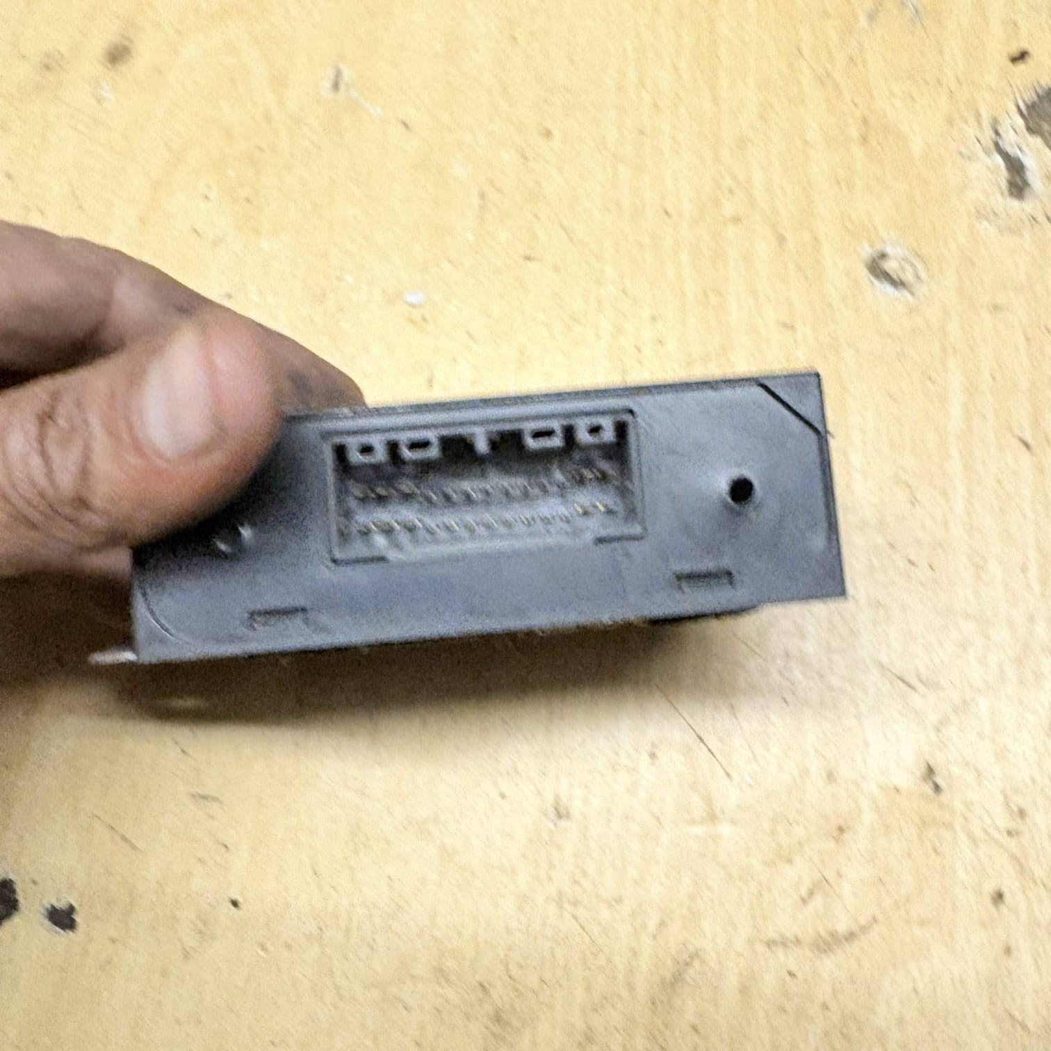 Toyota RAV4 Mk2 2001-2005 Anti Theft Alarm ECU Module 08190-12930 237000-2260