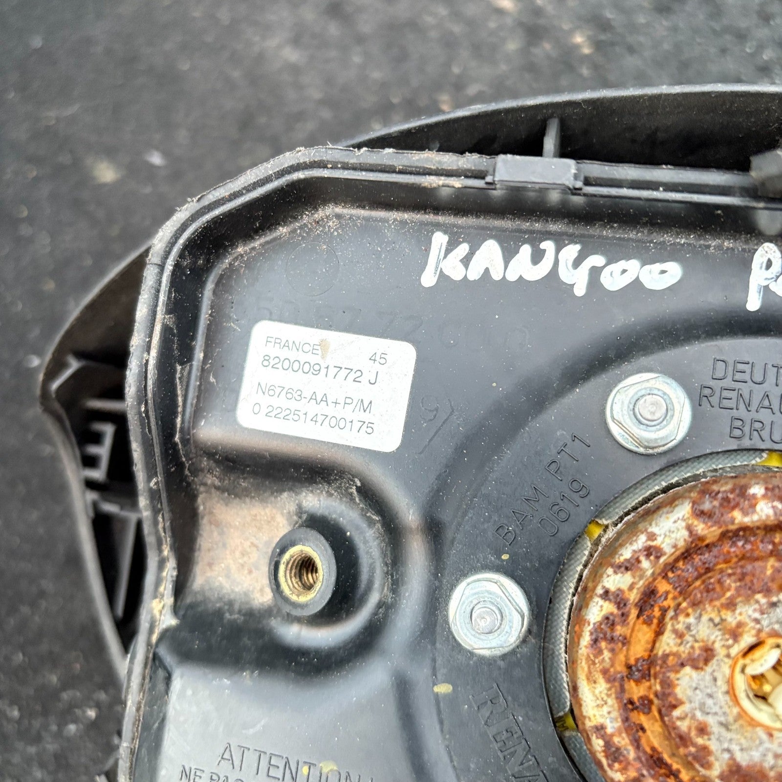 RENAULT KANGOO 1997-2008 OFFSIDE DRIVER STEERING WHEEL SRS 8200091772J