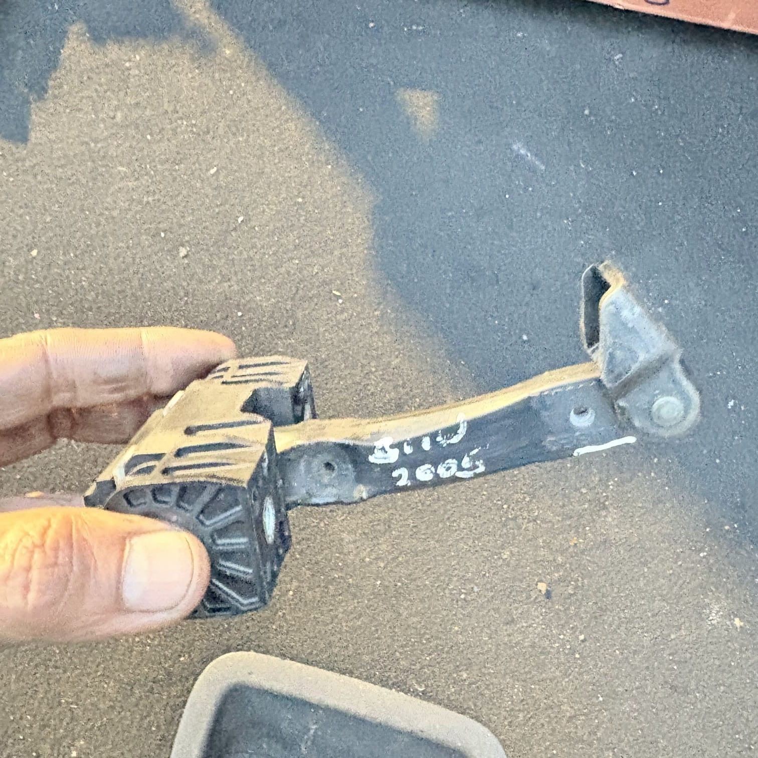 BMW 1 Series E87 5 Door 2004-2011 Front Door Check Strap Door Brake 51217176809