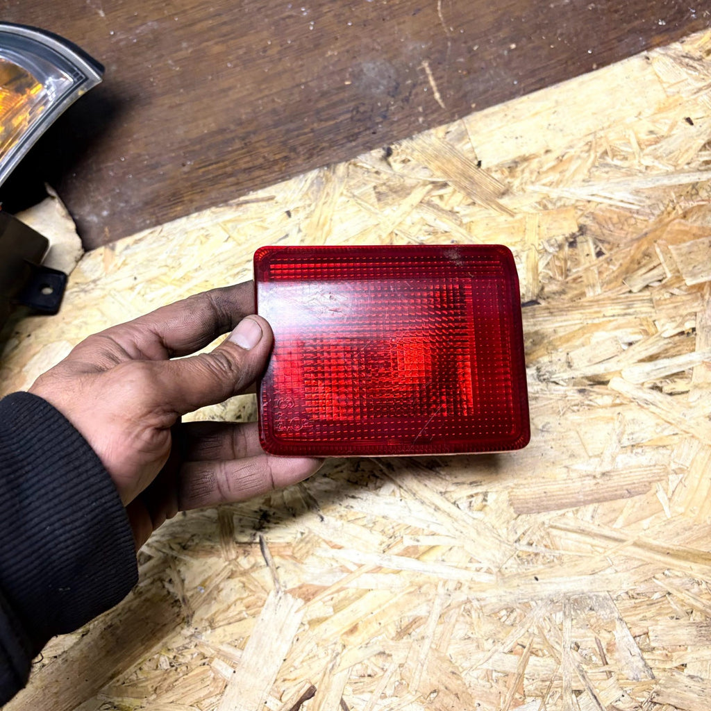 Peugeot 407 SW Estate 2004-2008 Rear Right Tailgate Inner Light Lens Boot Lamp