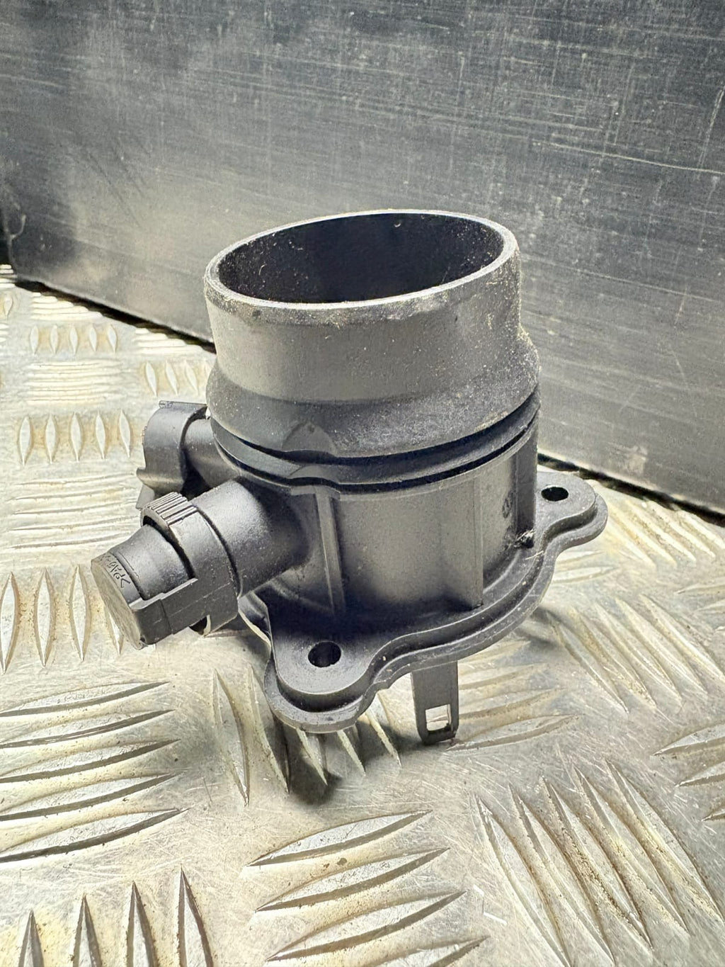 MINI Throttle Body Charge Air Pipe for F55 F56 F57 F54 F60-7619271