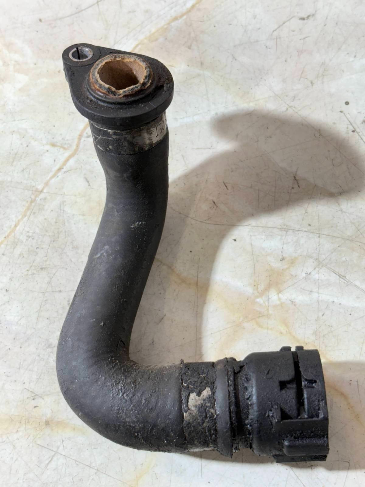 BMW 1 SERIES 116 2007-2012 RADIATOR HOSE PIPE 7572158 11537572158
