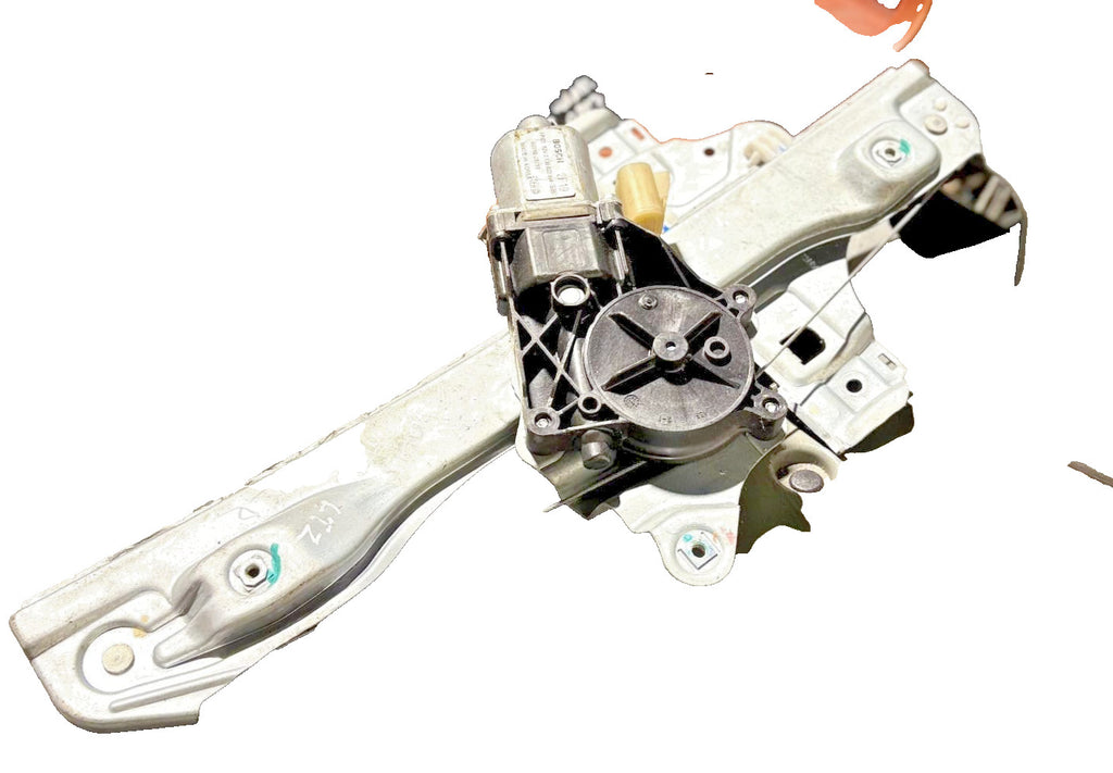 Chevrolet Aveo T300 2011-2015 Rear Right Window Regulator Motor Bosch 98810J3010