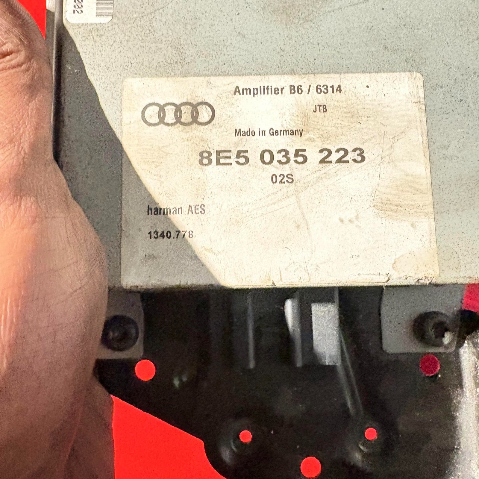 AUDI A4 B6 HARMAN SOUND STEREO SPEAKER AMPLIFIER 8E5035223 8E5 035 223