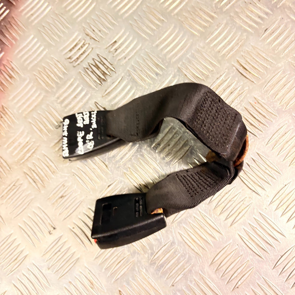 BMW 3 Series E46 Coupe Rear Seatbelt Buckle Right Centre 8226039