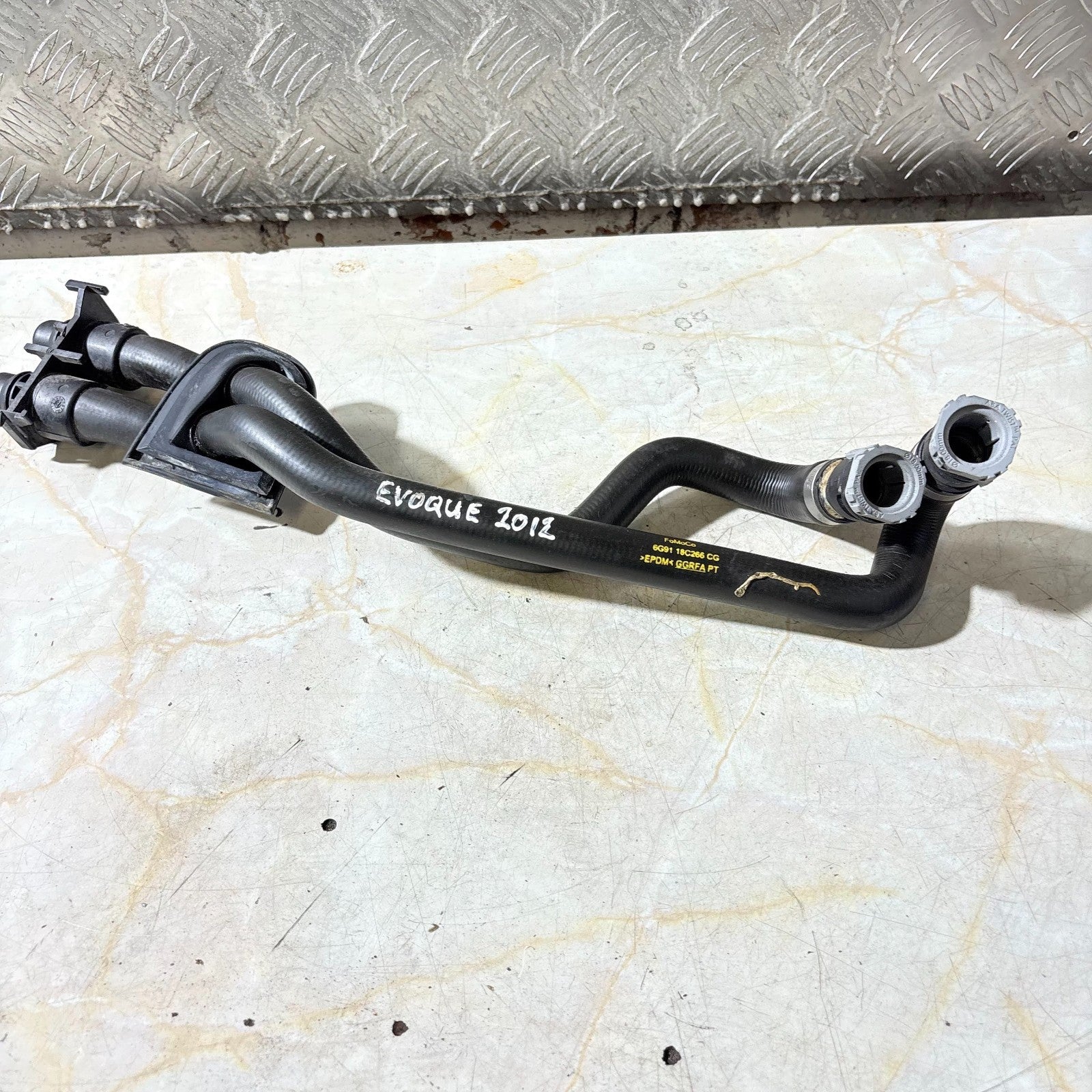 RANGE ROVER EVOQUE L538 Water Coolant Hoses 6G91-18C266-CG 6G91-18K293