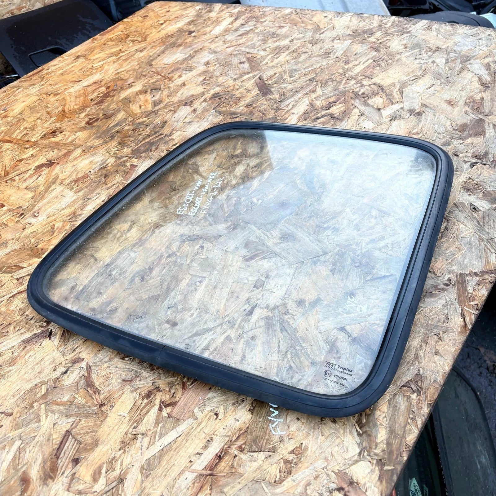 Ford Escort Rear Left Side Quarter Window Glass