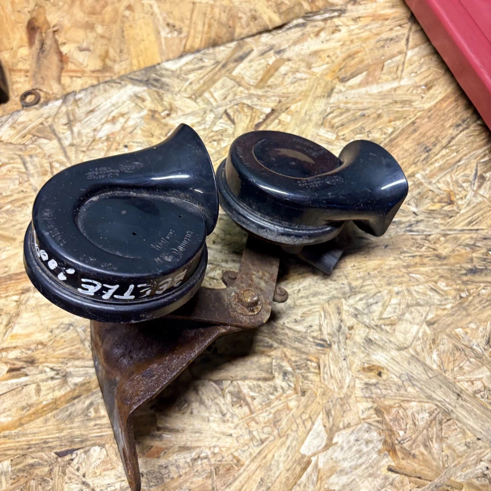 Volkswagen BEETLE Horn Signal Set 1999-2011
