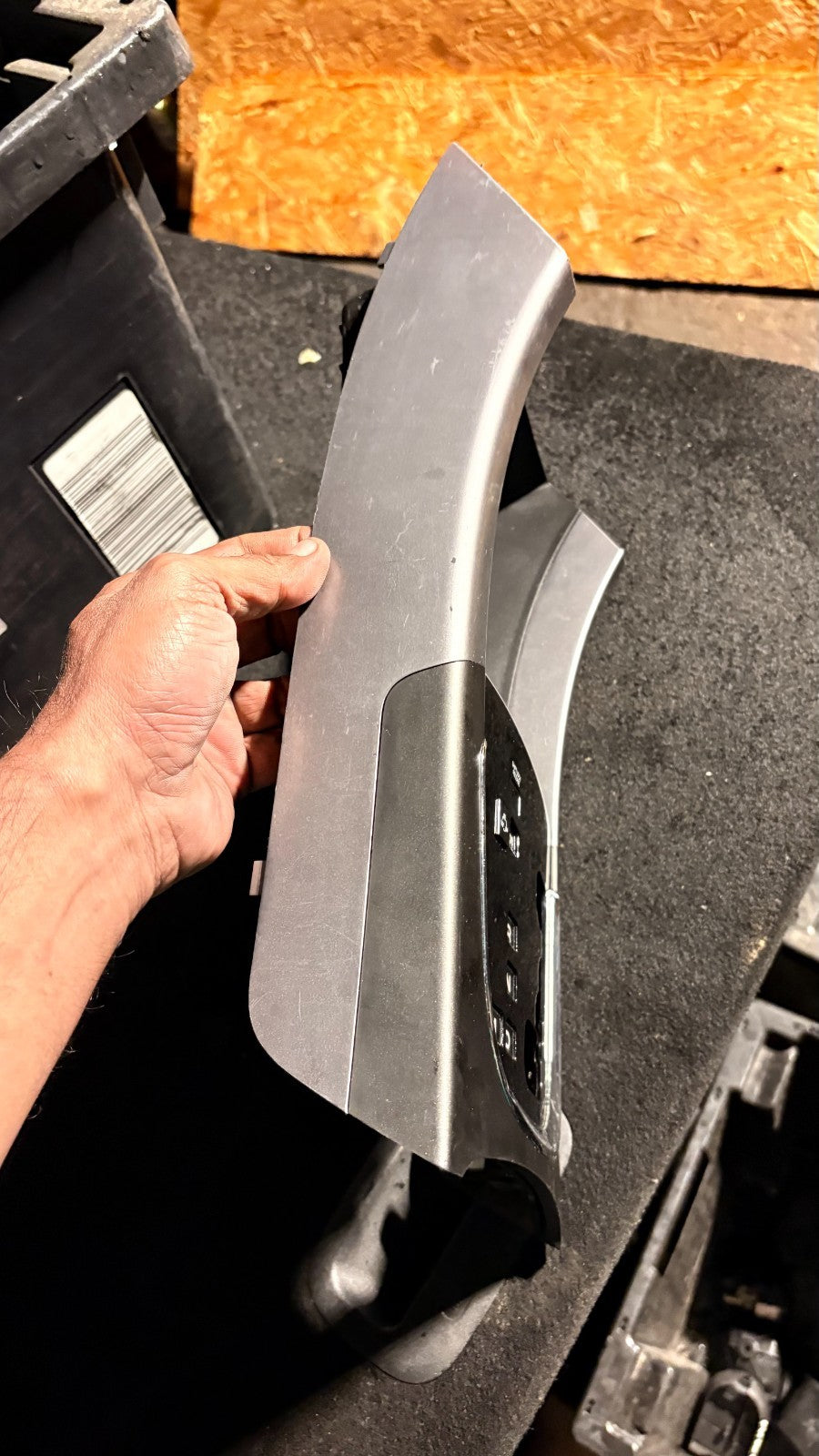SSANGYONG KORANDO AUTOMATIC GEAR SELECTOR Trim Surround Plastic