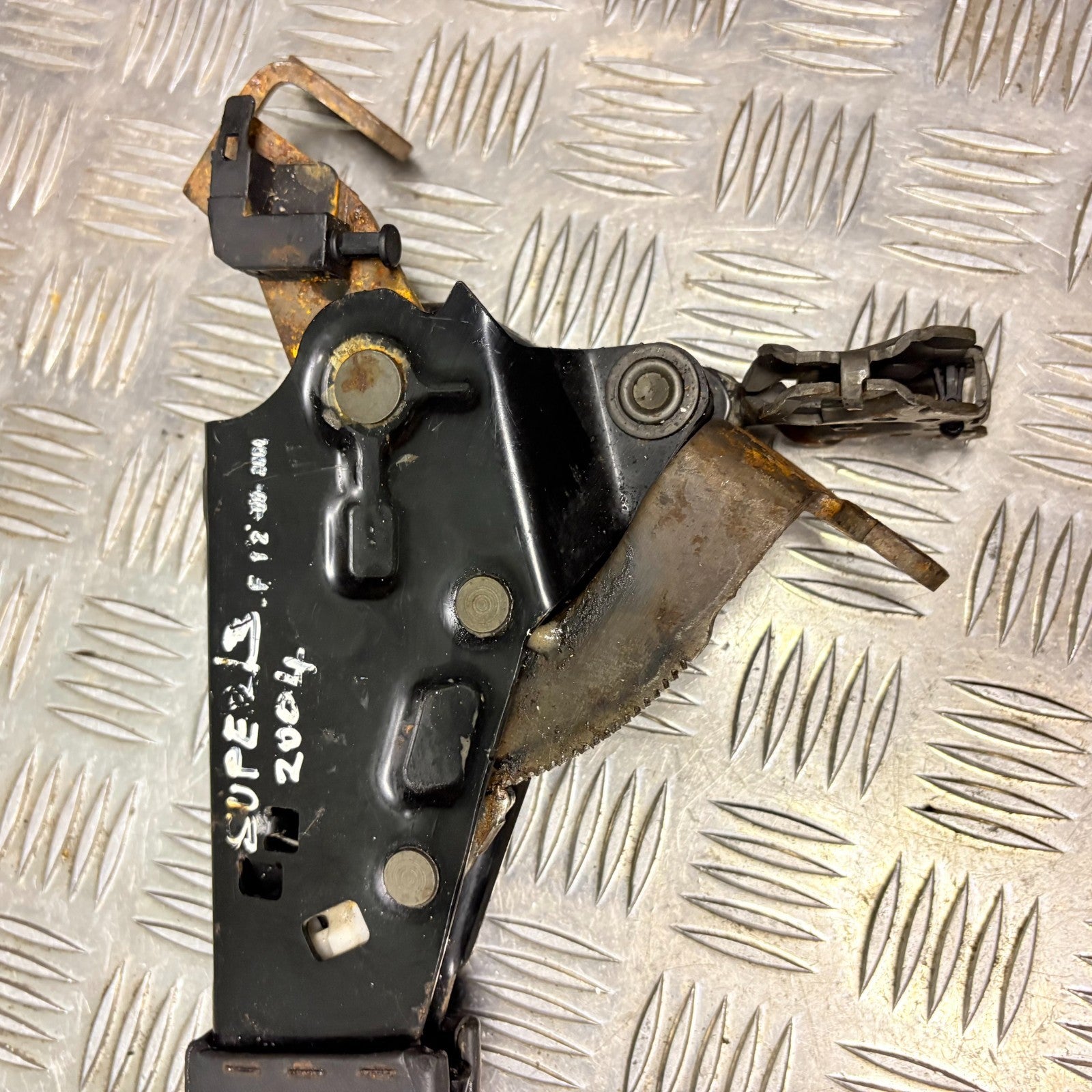 Skoda Superb 3U 2002-2008 VW Passat 3B 2001-2005 Parking Brake Lever Assembly