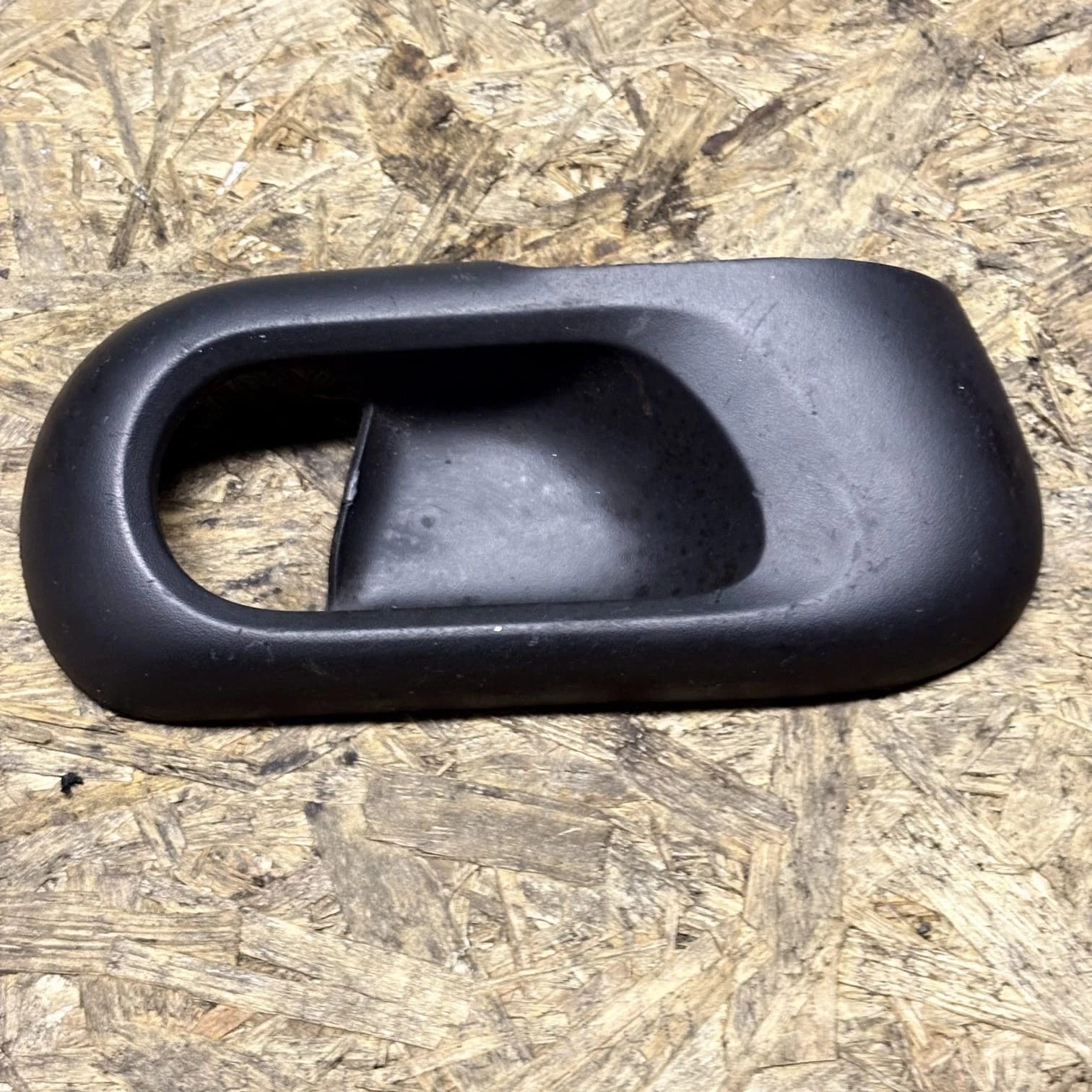 Vauxhall Combo C/Corsa C 2001-2011 Front RH Interior Door Handle Trim 13106252 E