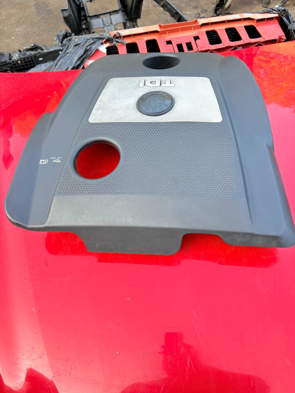 SKODA FABIA ENGINE COVER 038103925GB 1998-2006