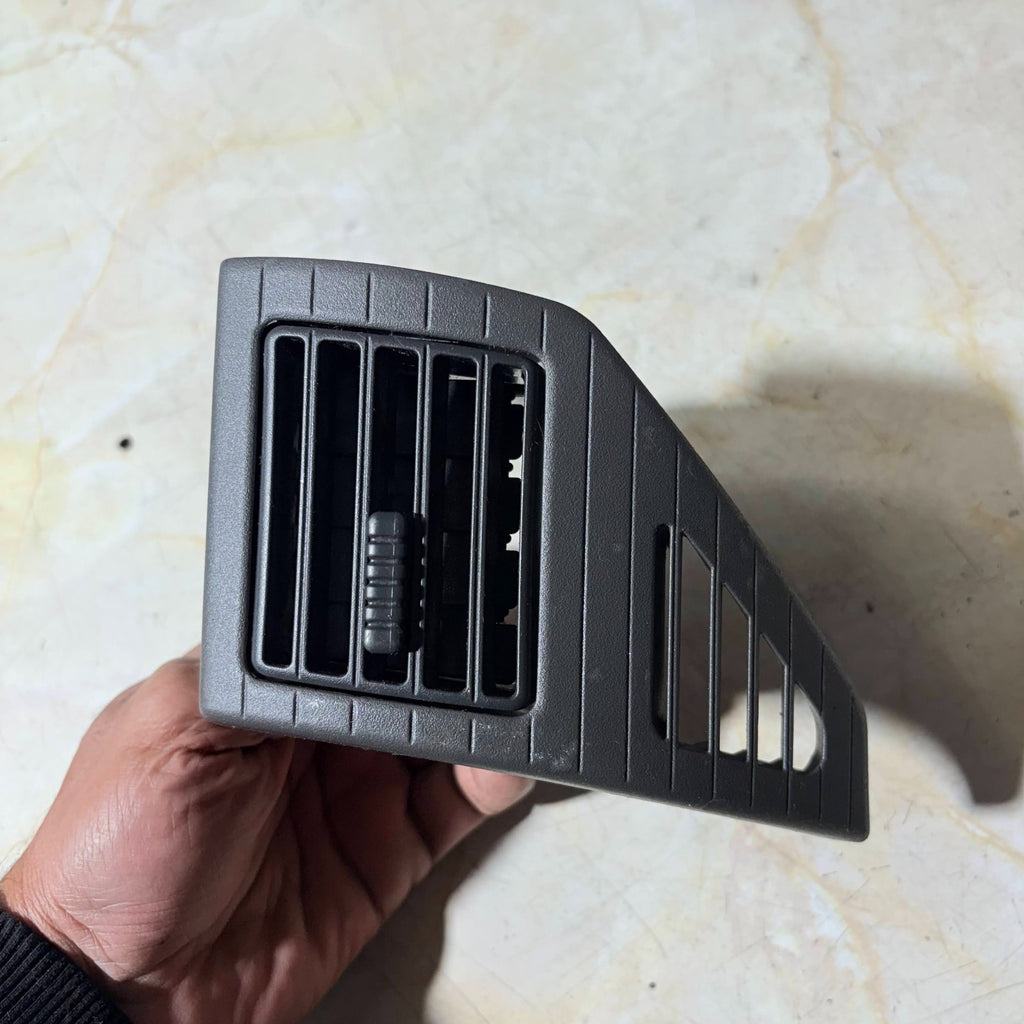 Proton Savvy 2005-2012 Right Dashboard Air Vent Driver Side OSF RHD 5 Door Hatch